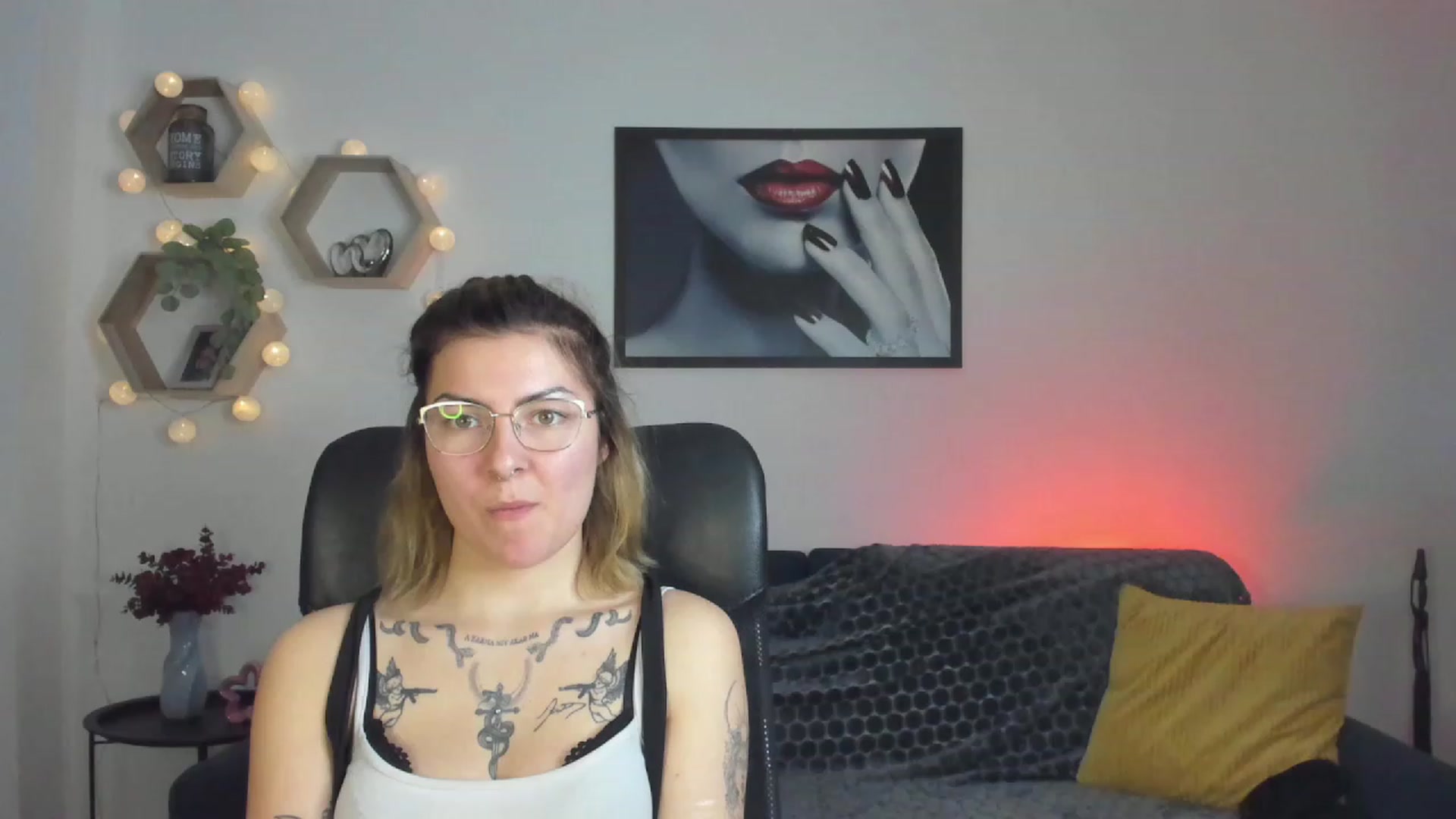 Gallery image thumbnail from Baby_Brynn18's myfreecams stream on, 04/25/2023, 22:49 image 20 of 20