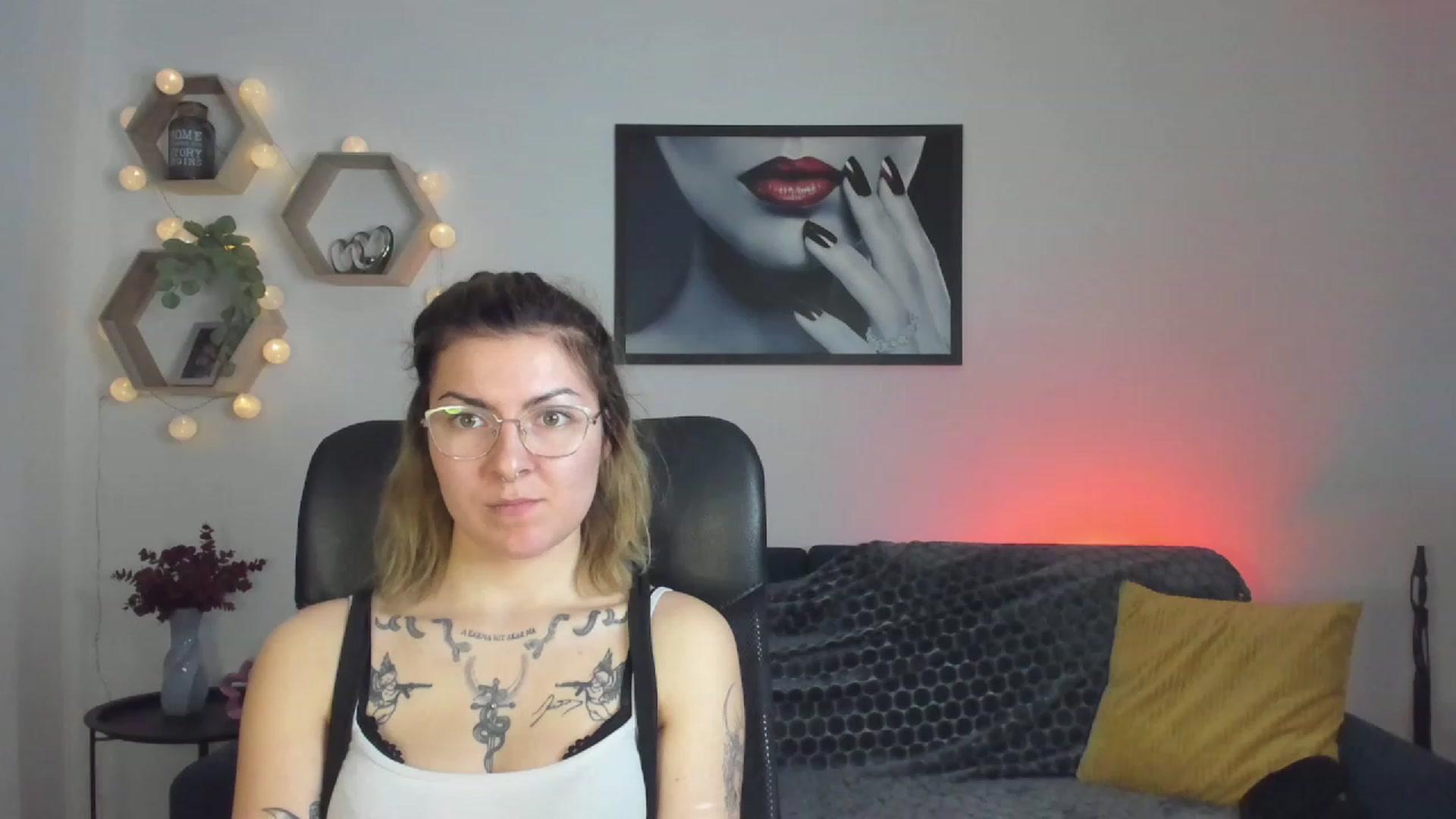 Gallery image thumbnail from Baby_Brynn18's myfreecams stream on, 04/25/2023, 22:49 image 2 of 20