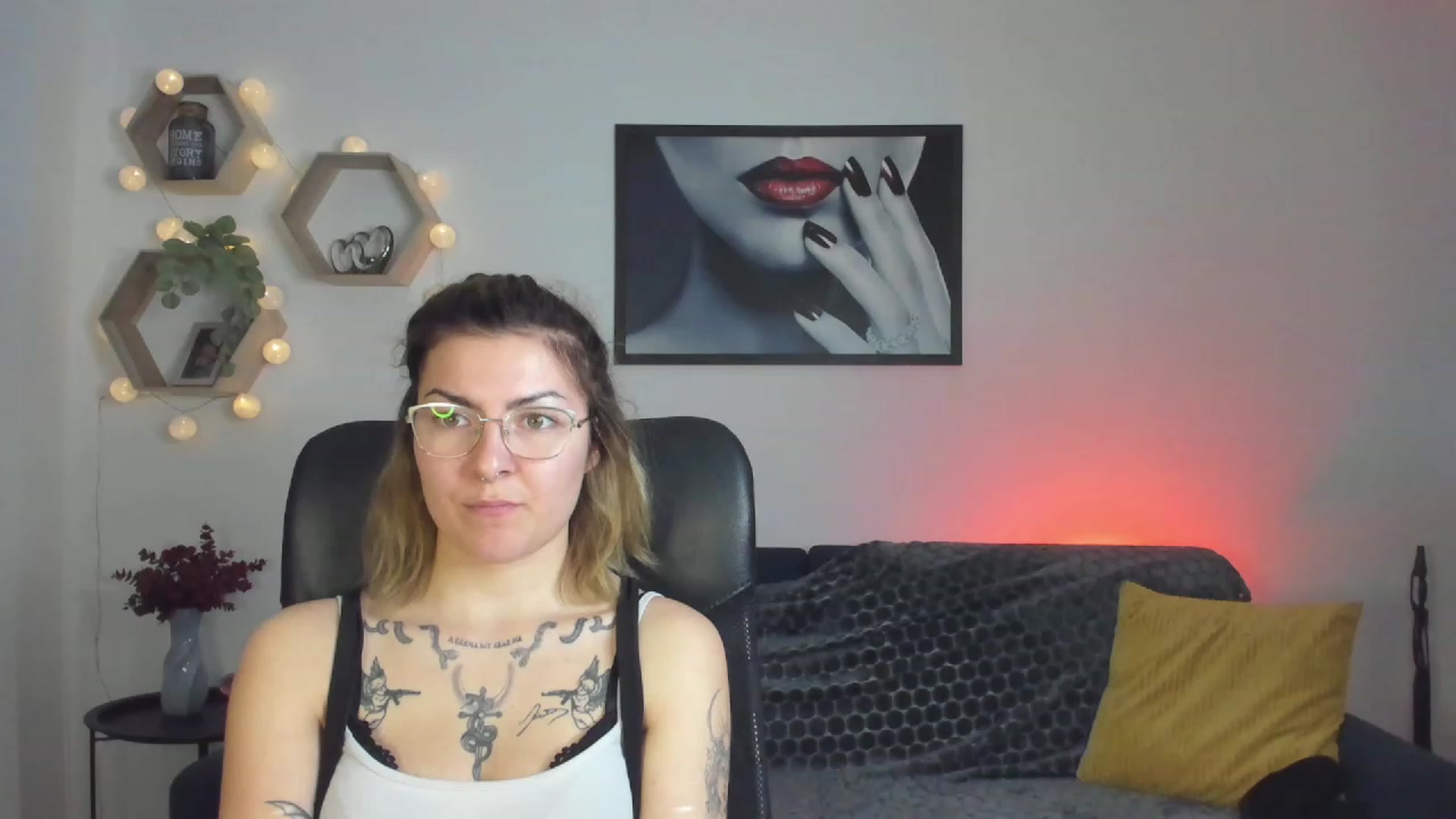 Gallery image thumbnail from Baby_Brynn18's myfreecams stream on, 04/25/2023, 22:49 image 5 of 20