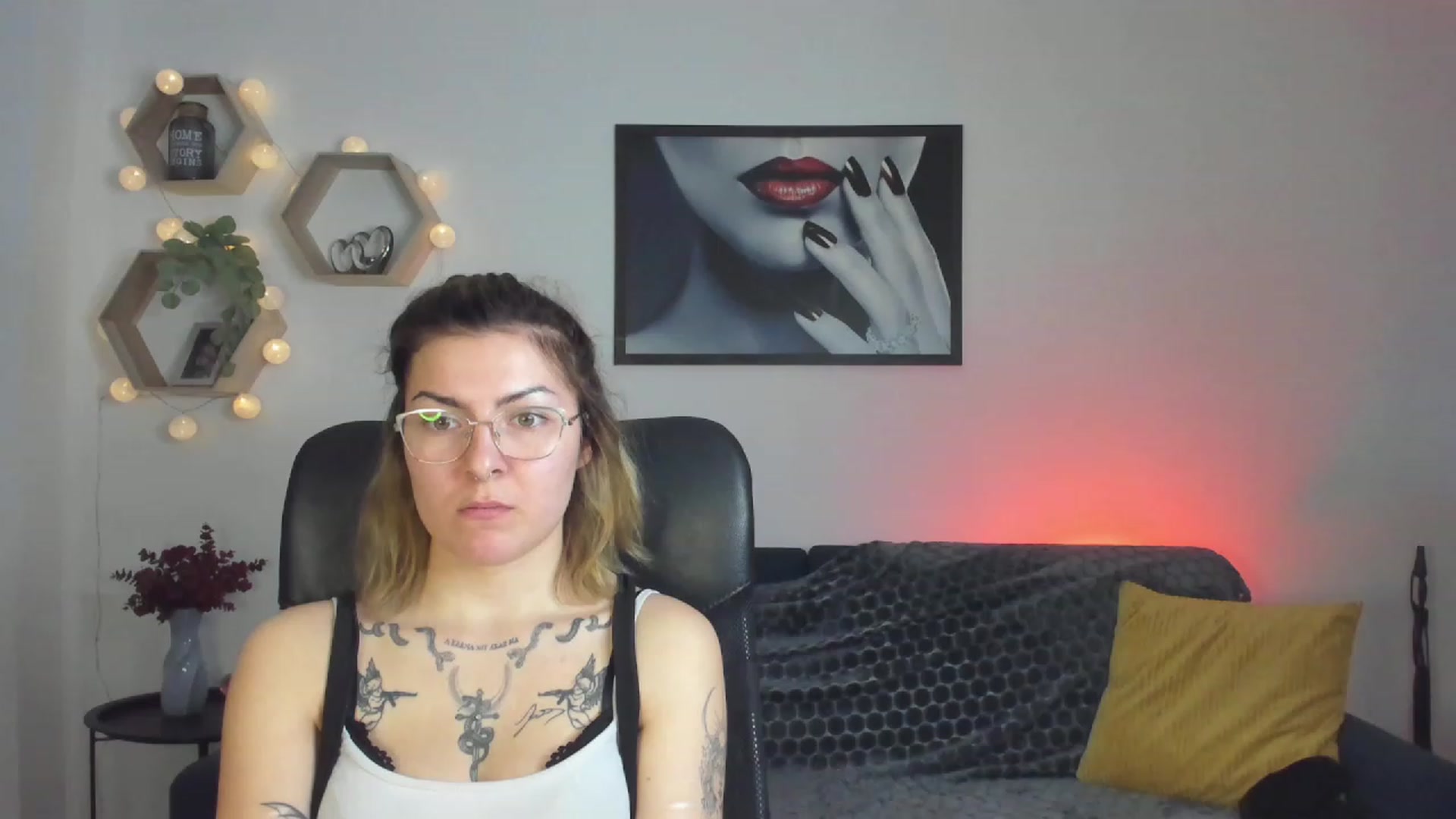 Gallery image thumbnail from Baby_Brynn18's myfreecams stream on, 04/25/2023, 22:49 image 7 of 20