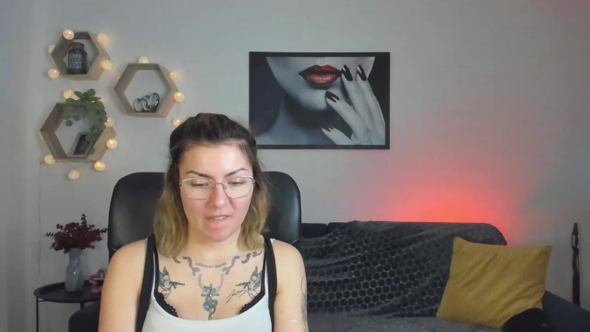 Gallery image thumbnail from Baby_Brynn18's myfreecams stream on, 04/25/2023, 22:49 image 13 of 20