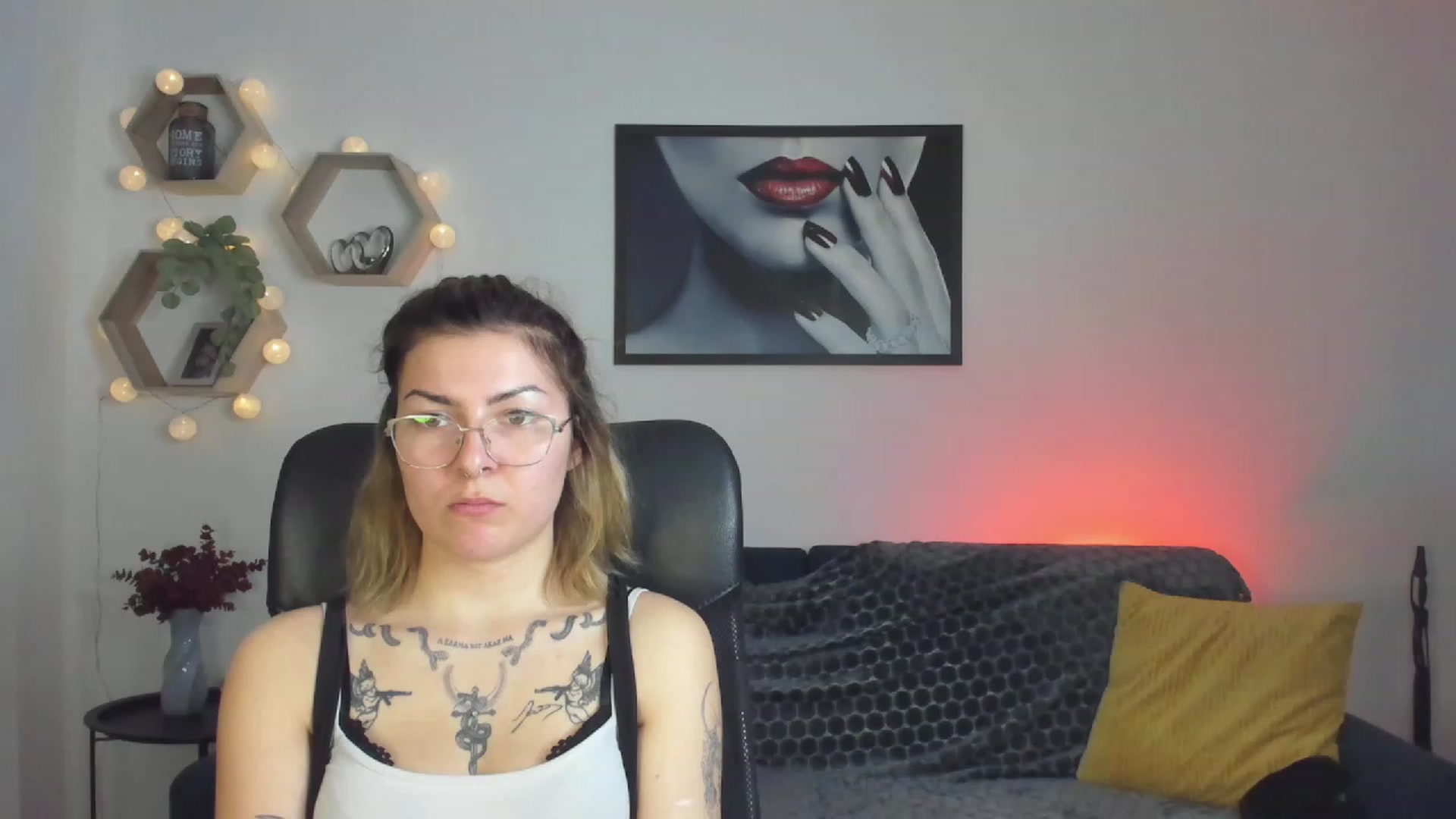 Gallery image thumbnail from Baby_Brynn18's myfreecams stream on, 04/25/2023, 22:49 image 11 of 20