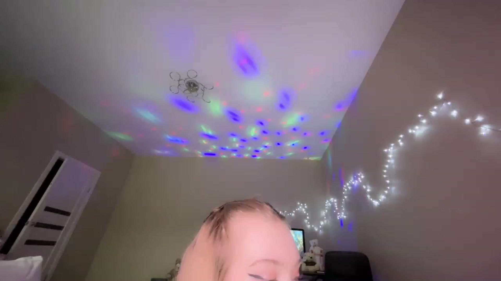 Gallery image thumbnail from Baby_Evaaa's myfreecams stream on, 01/26/2023, 20:35 image 3 of 20