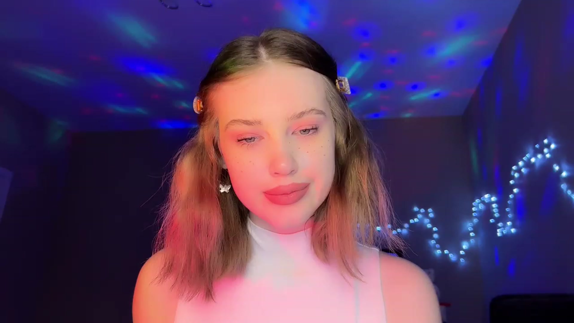 Gallery image thumbnail from Baby_Evaaa's myfreecams stream on, 01/31/2023, 21:38 image 19 of 20