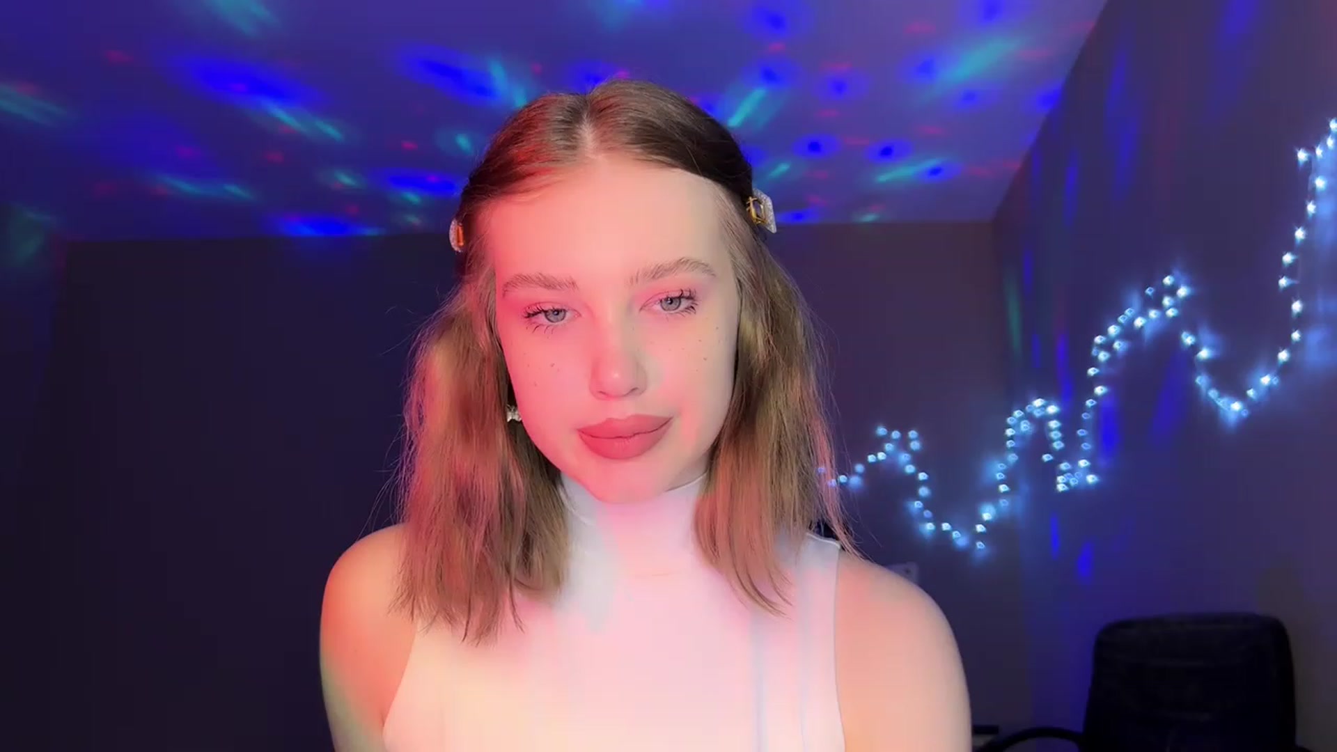 Gallery image thumbnail from Baby_Evaaa's myfreecams stream on, 02/01/2023, 24:06 image 2 of 20