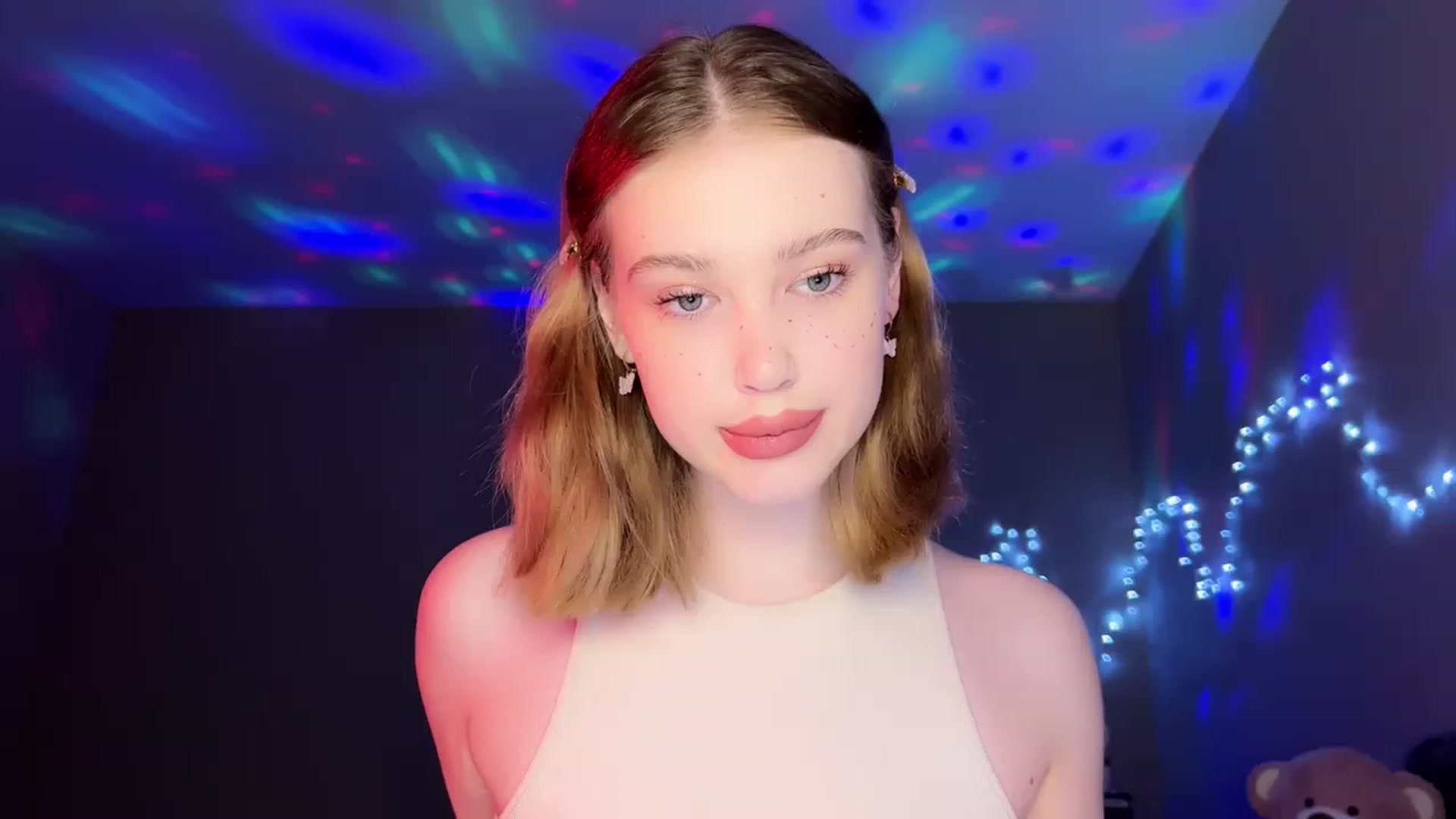 Gallery image thumbnail from Baby_Evaaa's myfreecams stream on, 02/13/2023, 14:46 image 7 of 20