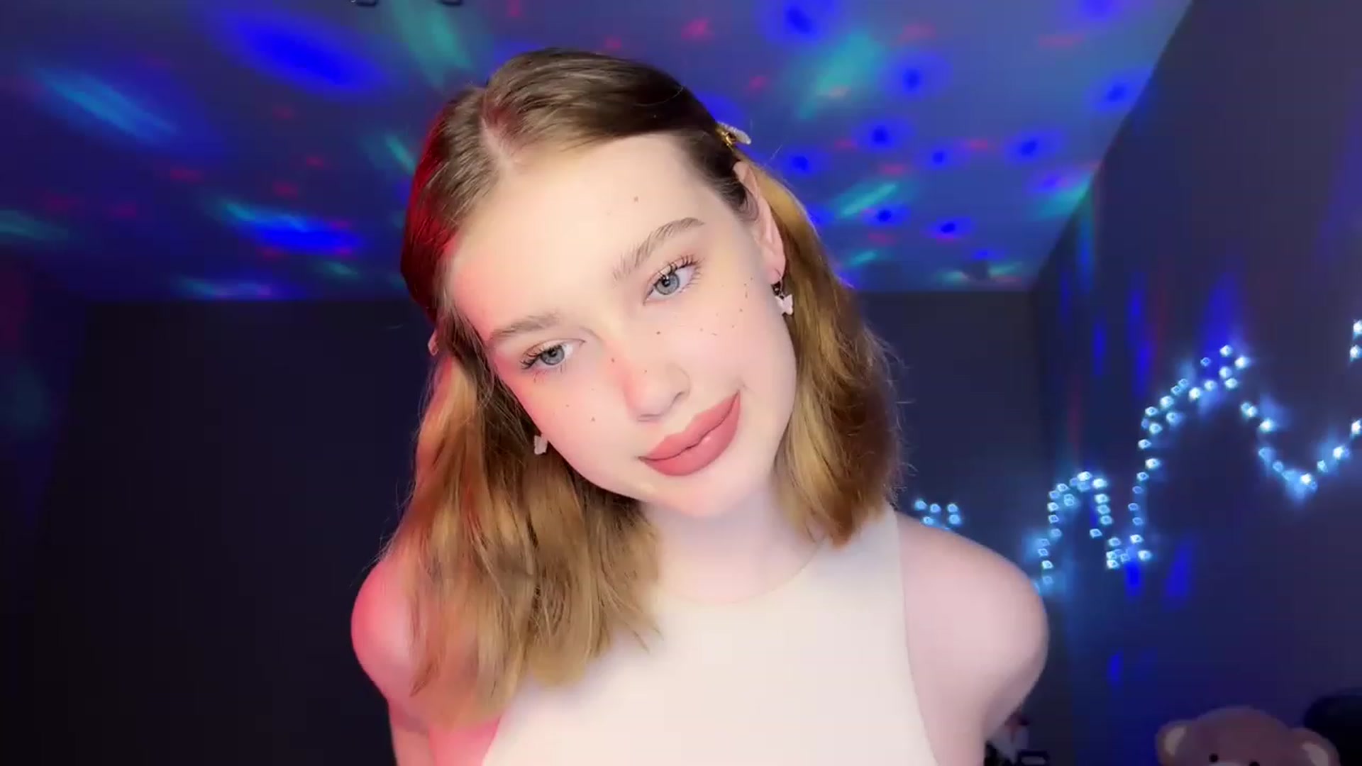 Gallery image thumbnail from Baby_Evaaa's myfreecams stream on, 02/13/2023, 14:46 image 14 of 20