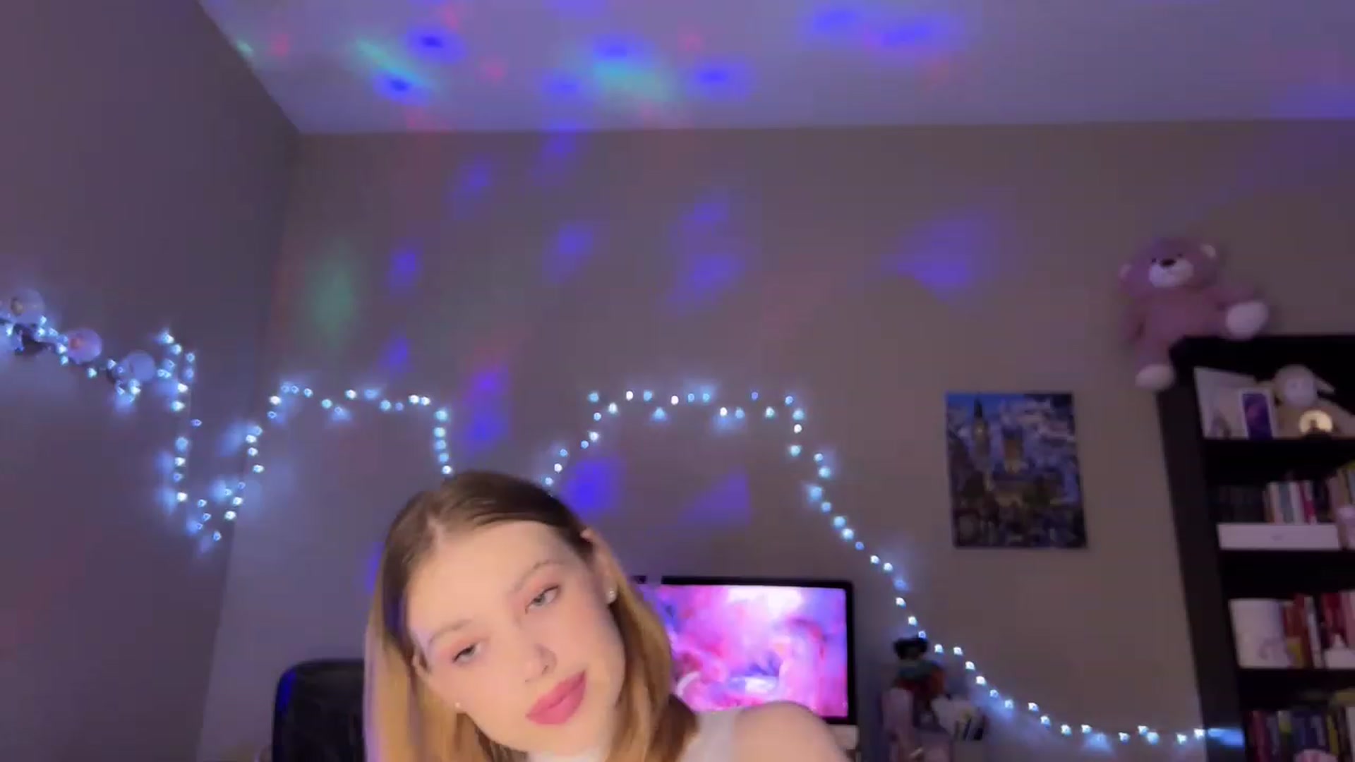 Gallery image thumbnail from Baby_Evaaa's myfreecams stream on, 02/27/2023, 06:17 image 9 of 20