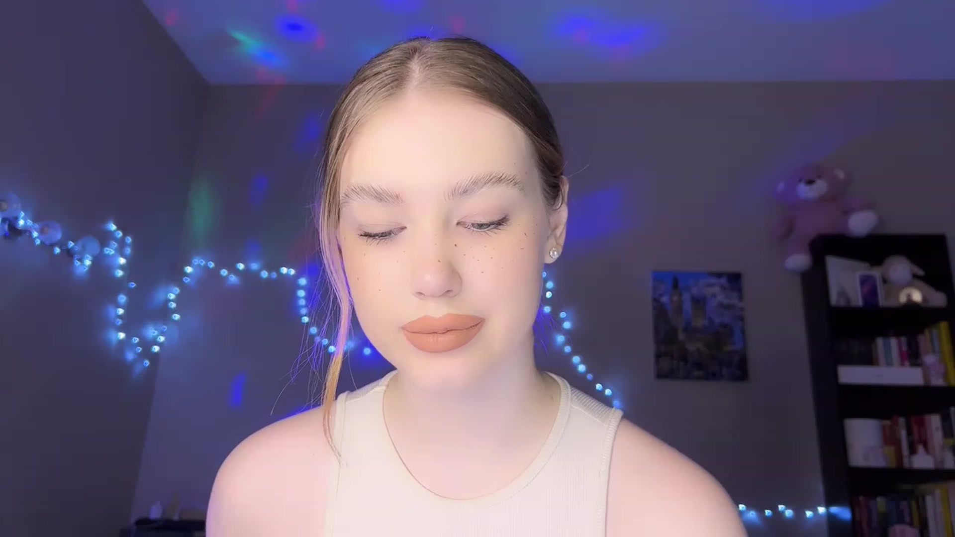 Gallery image thumbnail from Baby_Evaaa's myfreecams stream on, 02/28/2023, 17:03 image 10 of 20