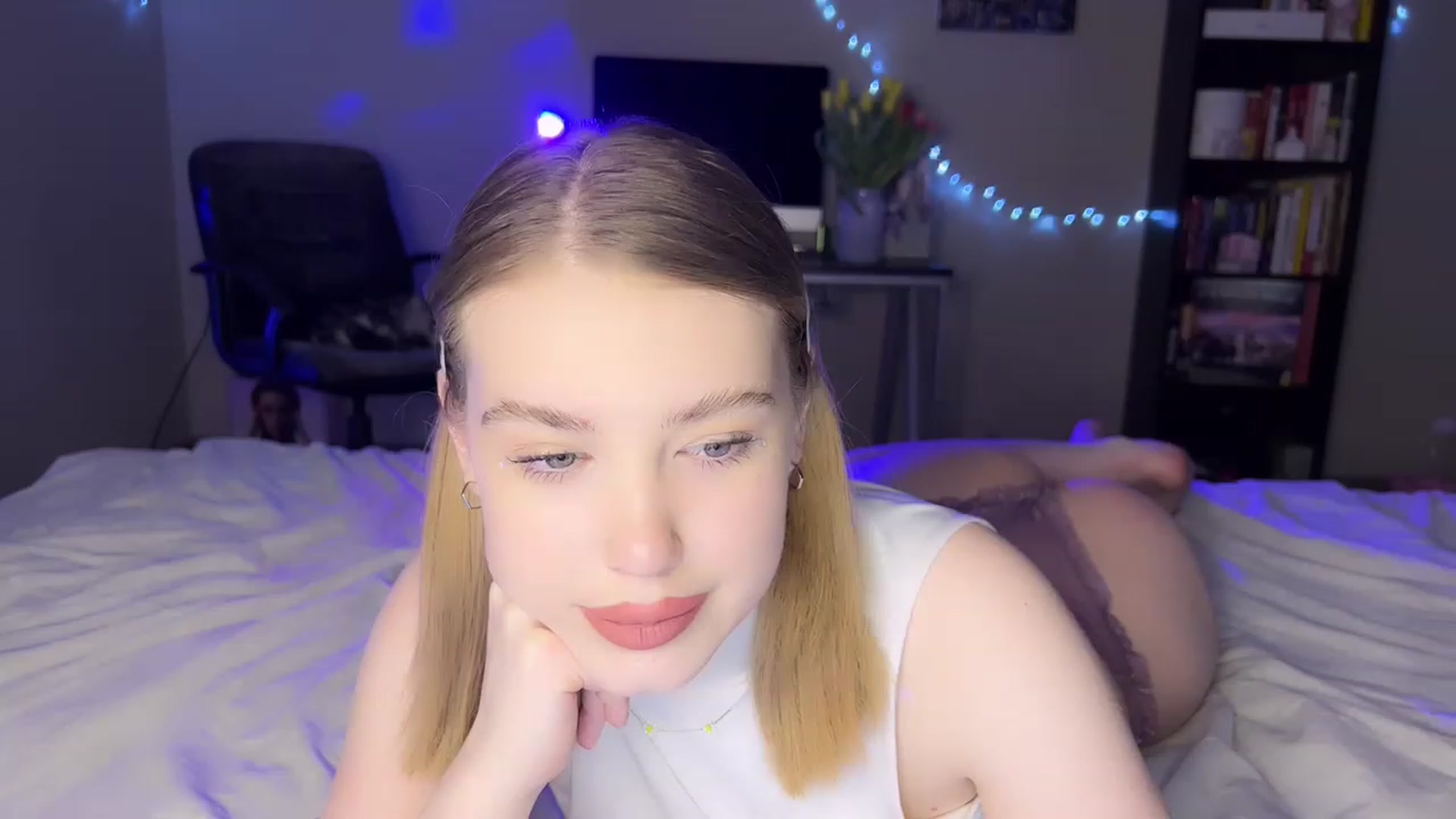 Gallery image thumbnail from Baby_Evaaa's myfreecams stream on, 03/04/2023, 20:02 image 10 of 20