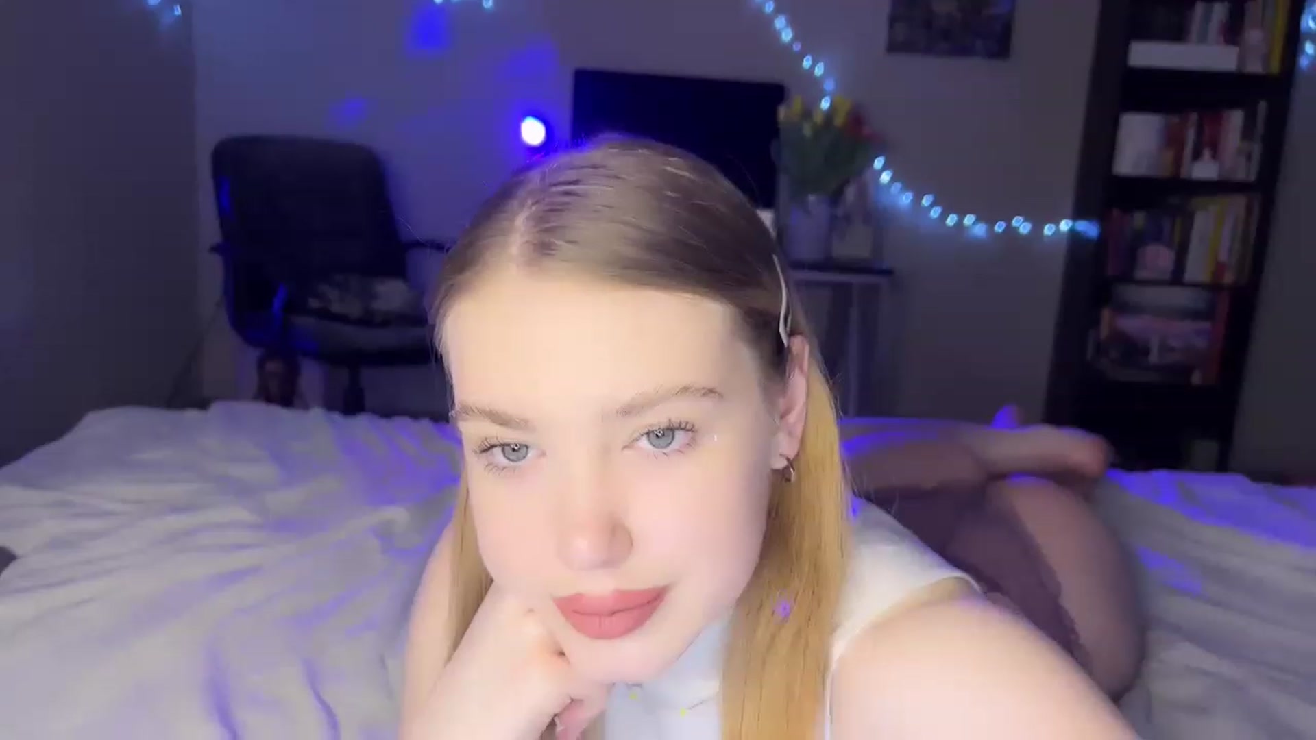 Gallery image thumbnail from Baby_Evaaa's myfreecams stream on, 03/04/2023, 20:02 image 11 of 20