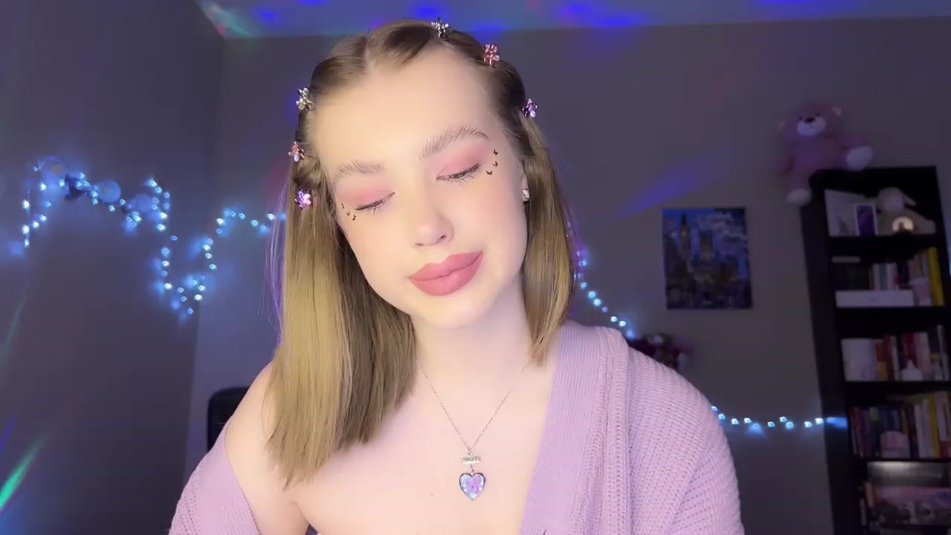 Gallery image thumbnail from Baby_Evaaa's myfreecams stream on, 03/07/2023, 07:42 image 19 of 20