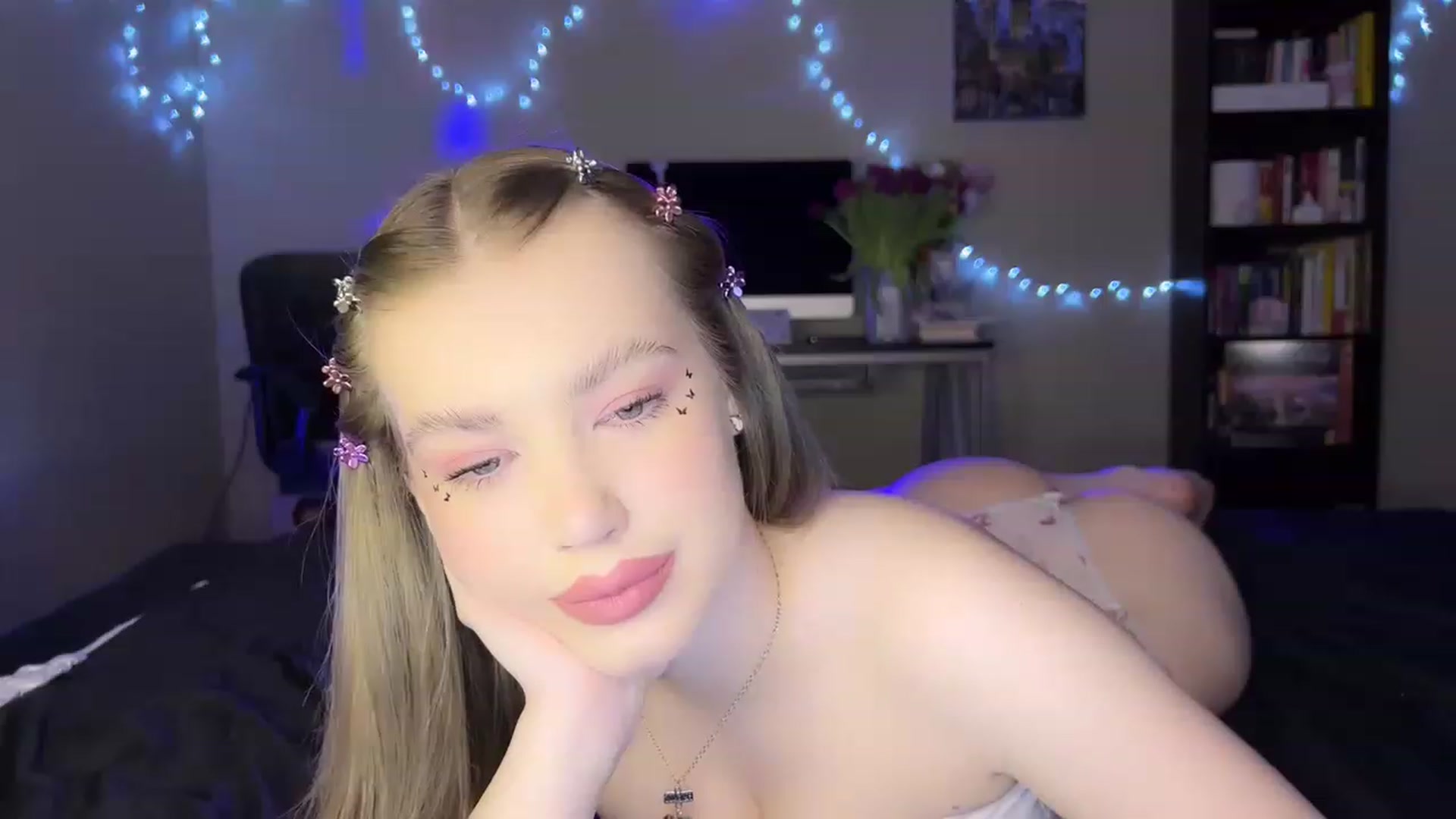 Gallery image thumbnail from Baby_Evaaa's myfreecams stream on, 03/07/2023, 07:42 image 9 of 20