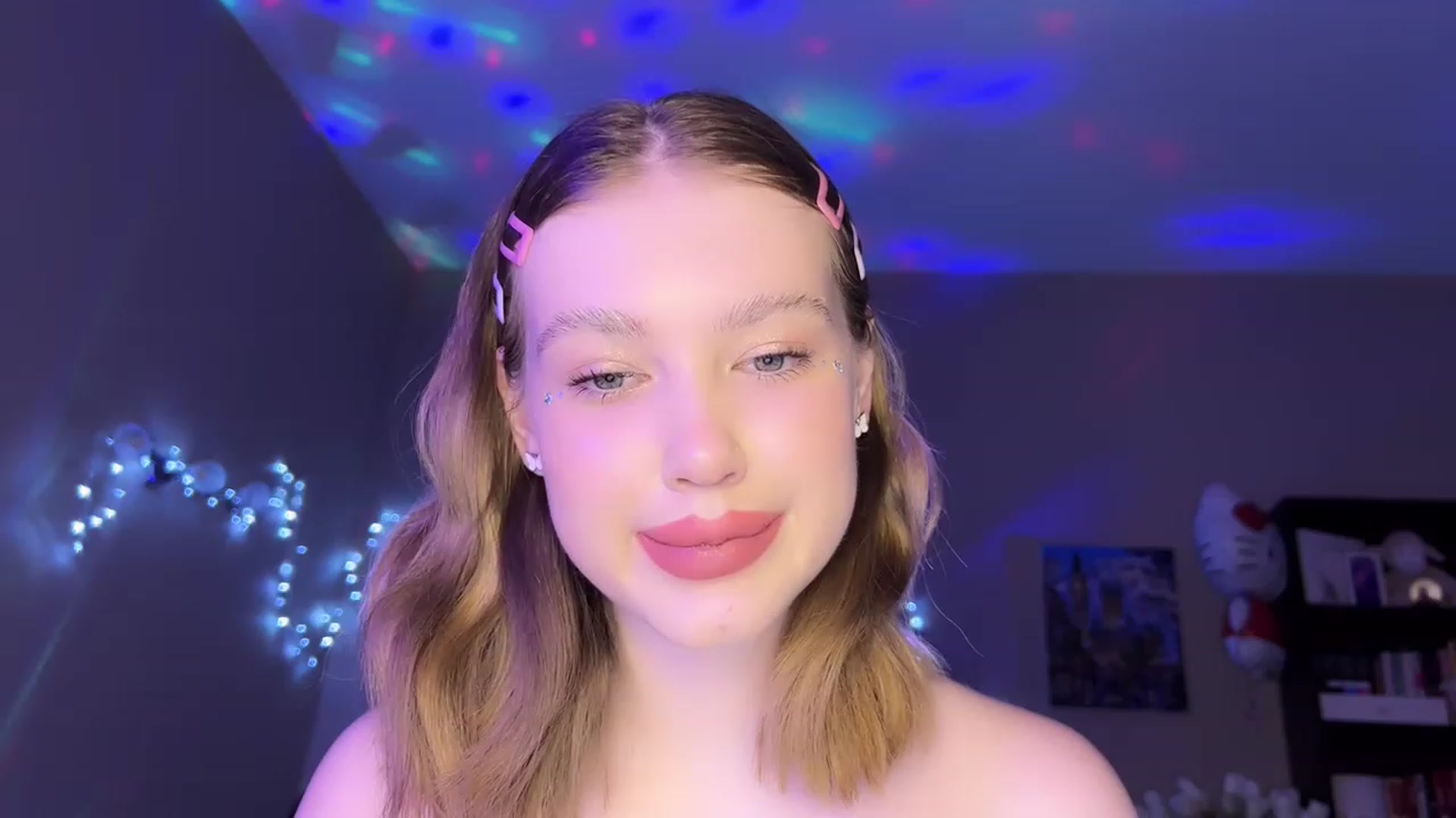 Gallery image thumbnail from Baby_Evaaa's myfreecams stream on, 03/10/2023, 18:10 image 15 of 20
