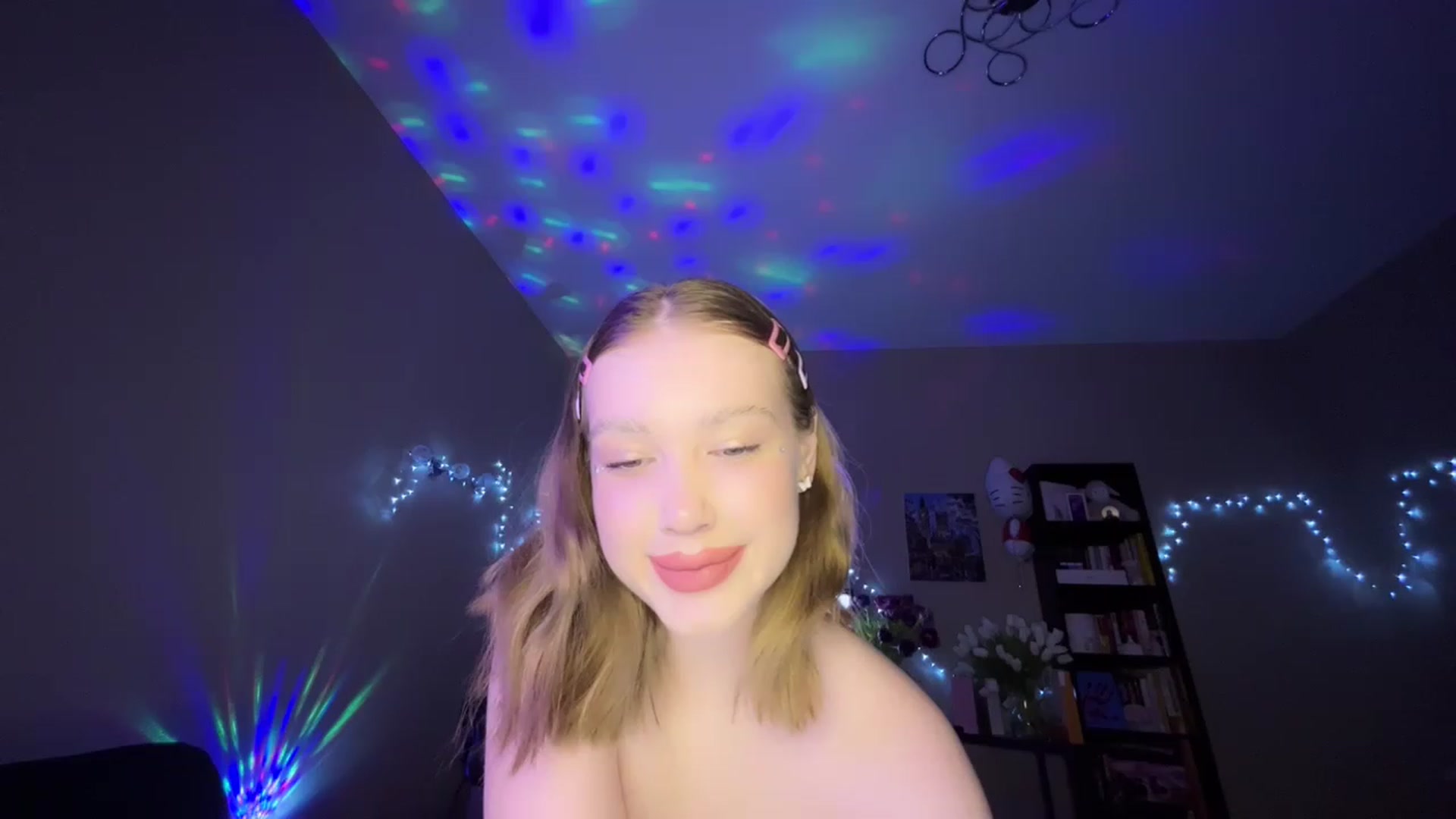 Gallery image thumbnail from Baby_Evaaa's myfreecams stream on, 03/10/2023, 18:10 image 10 of 20