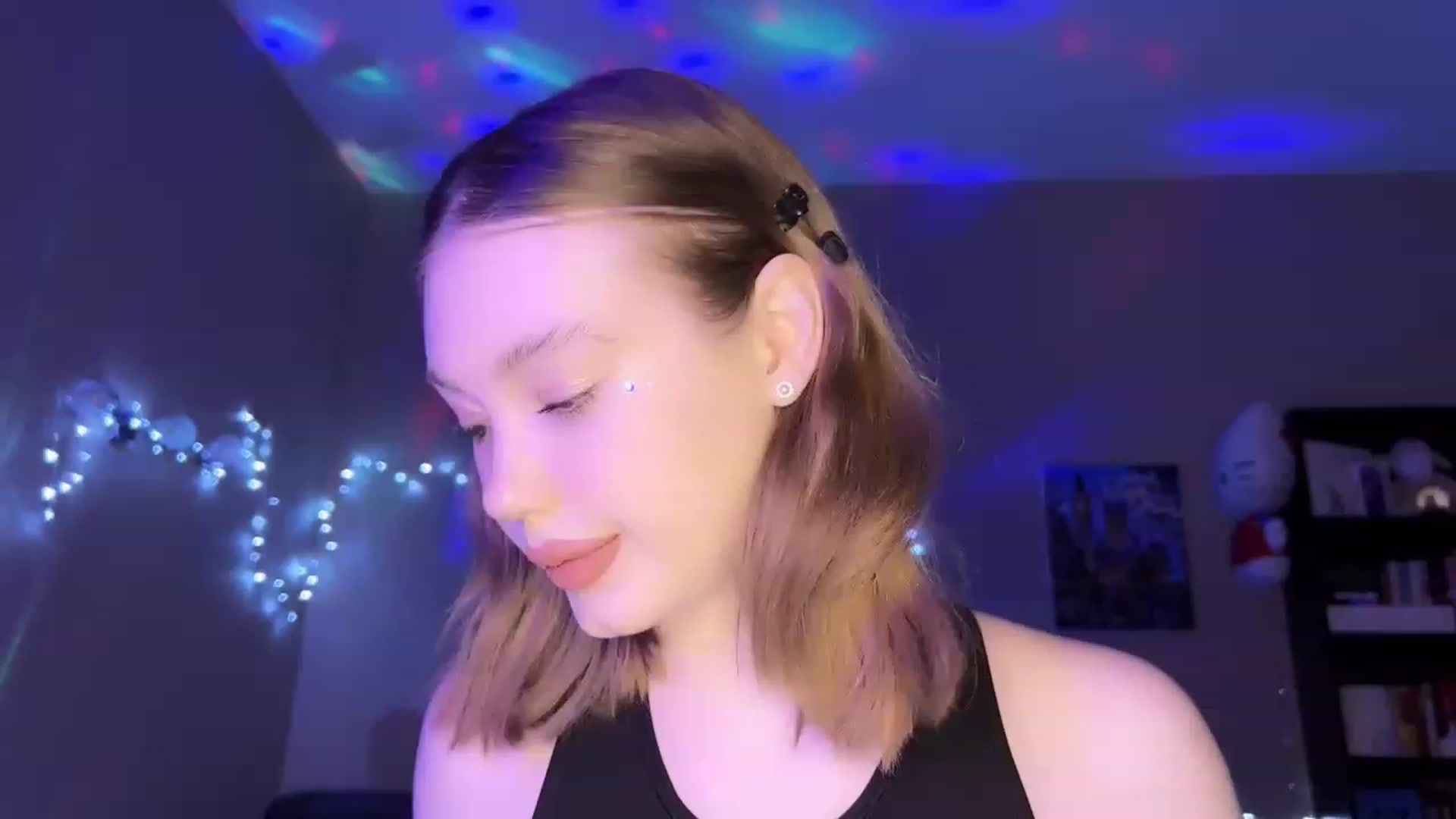 Gallery image thumbnail from Baby_Evaaa's myfreecams stream on, 03/13/2023, 07:31 image 9 of 20