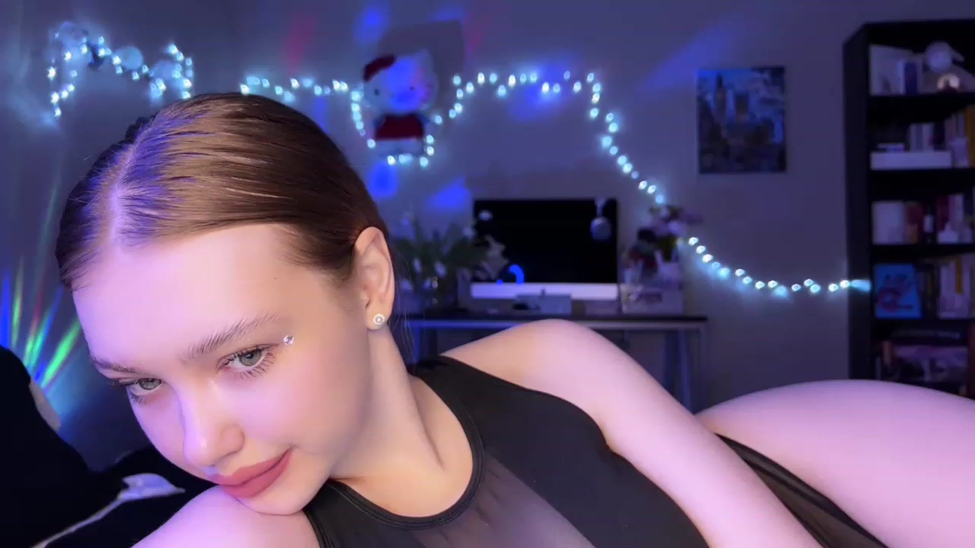 Gallery image thumbnail from Baby_Evaaa's myfreecams stream on, 03/13/2023, 17:44 image 6 of 20