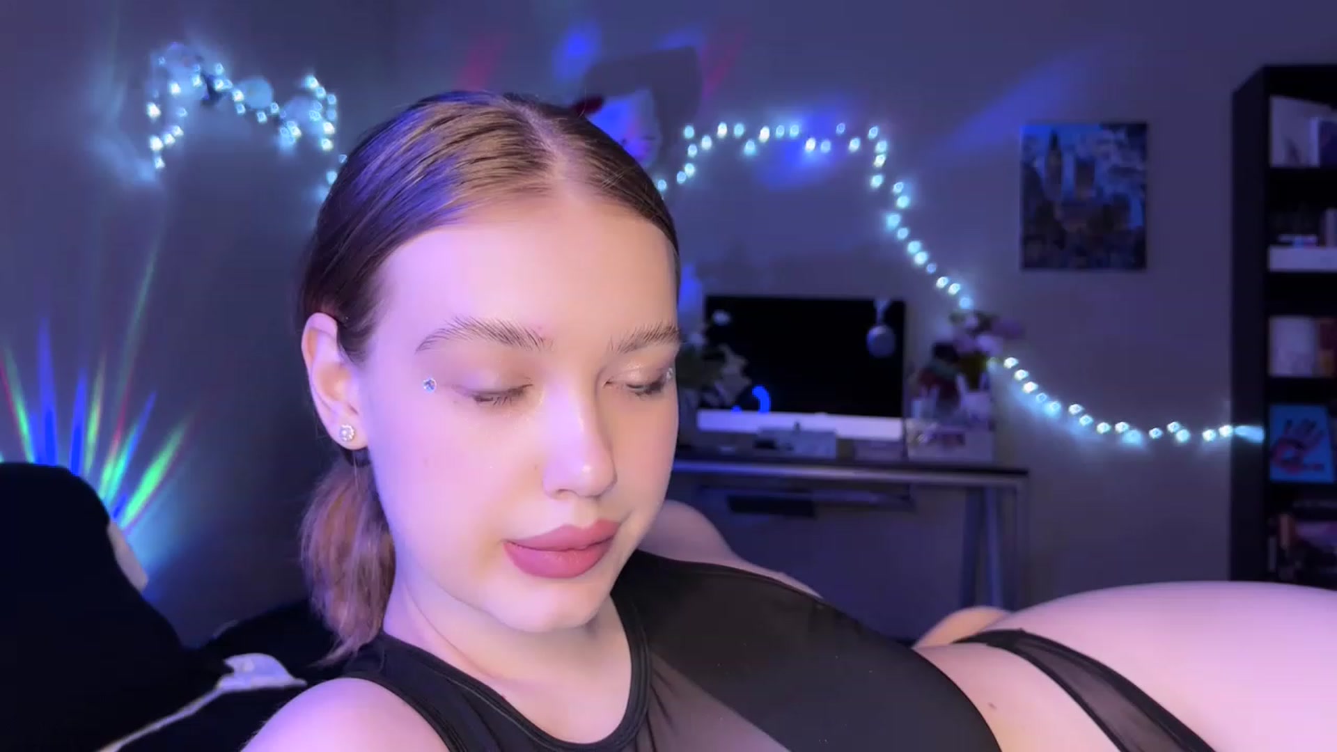Gallery image thumbnail from Baby_Evaaa's myfreecams stream on, 03/13/2023, 17:44 image 16 of 20
