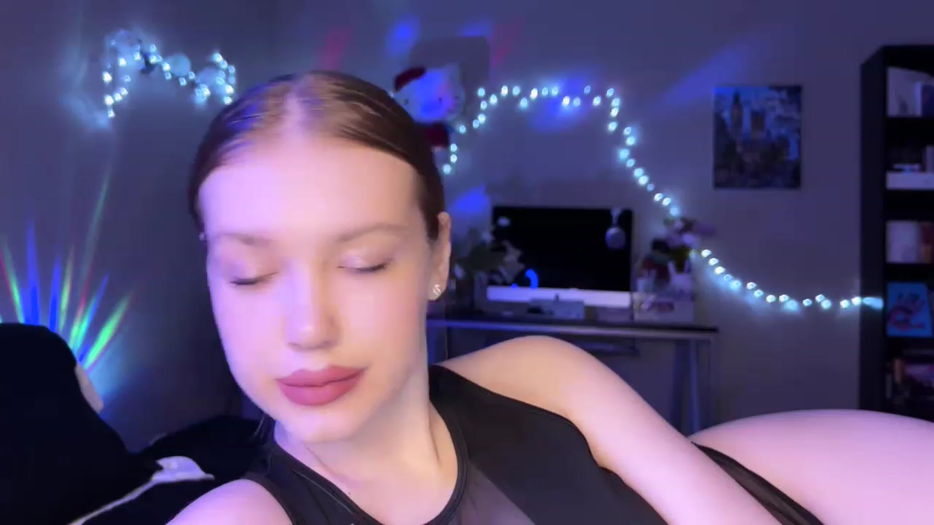 Gallery image thumbnail from Baby_Evaaa's myfreecams stream on, 03/13/2023, 17:44 image 20 of 20