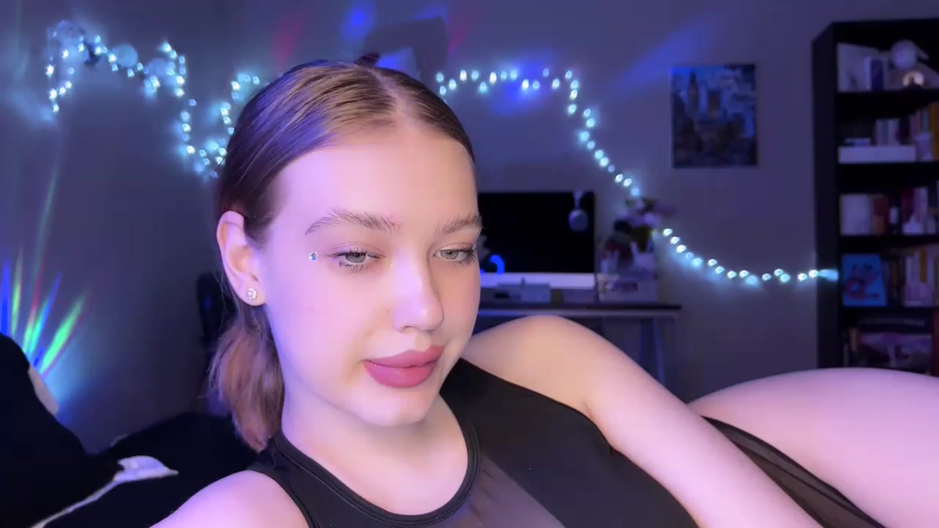 Gallery image thumbnail from Baby_Evaaa's myfreecams stream on, 03/13/2023, 17:44 image 2 of 20