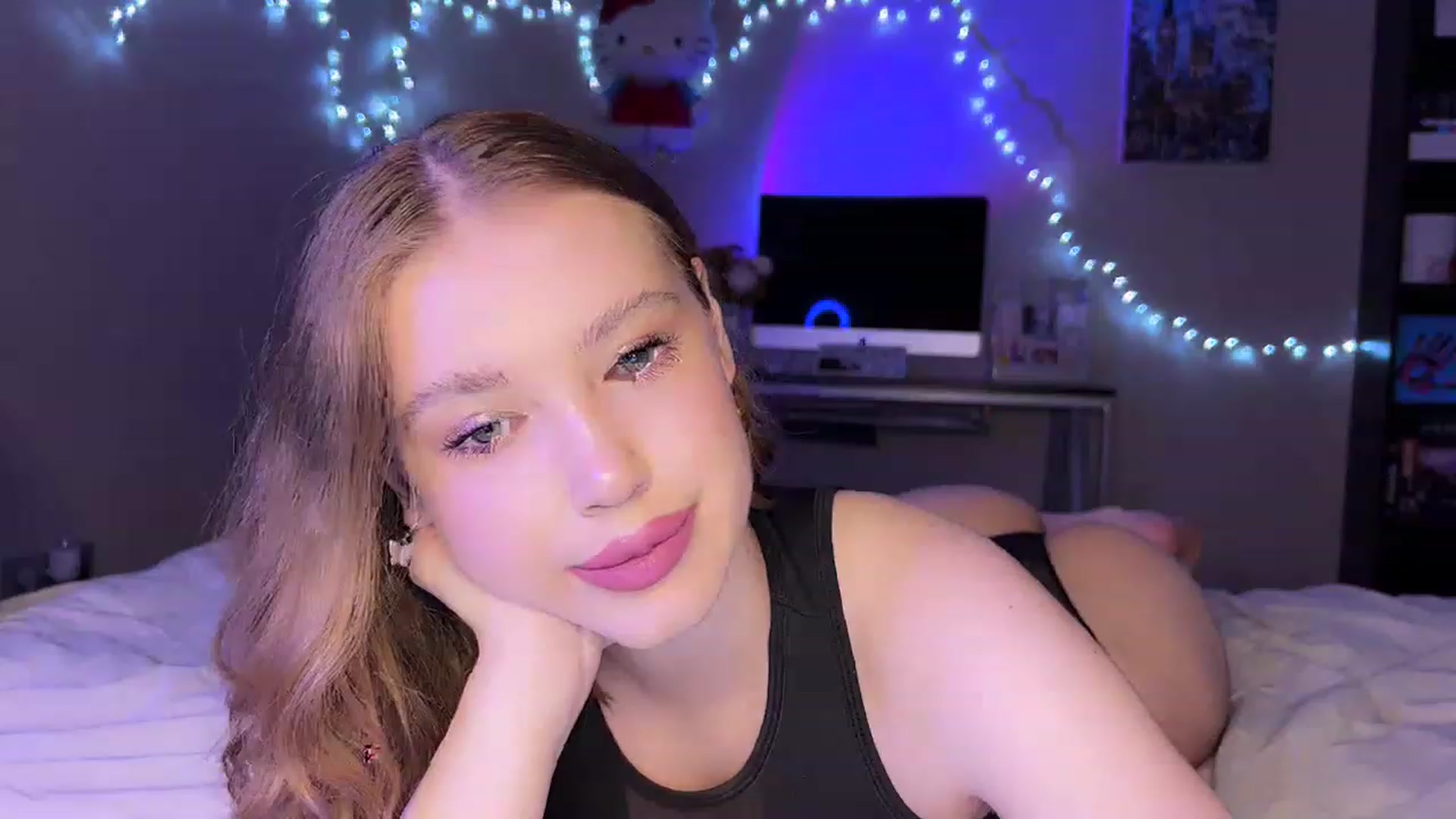 Gallery image thumbnail from Baby_Evaaa's myfreecams stream on, 03/14/2023, 20:39 image 7 of 20