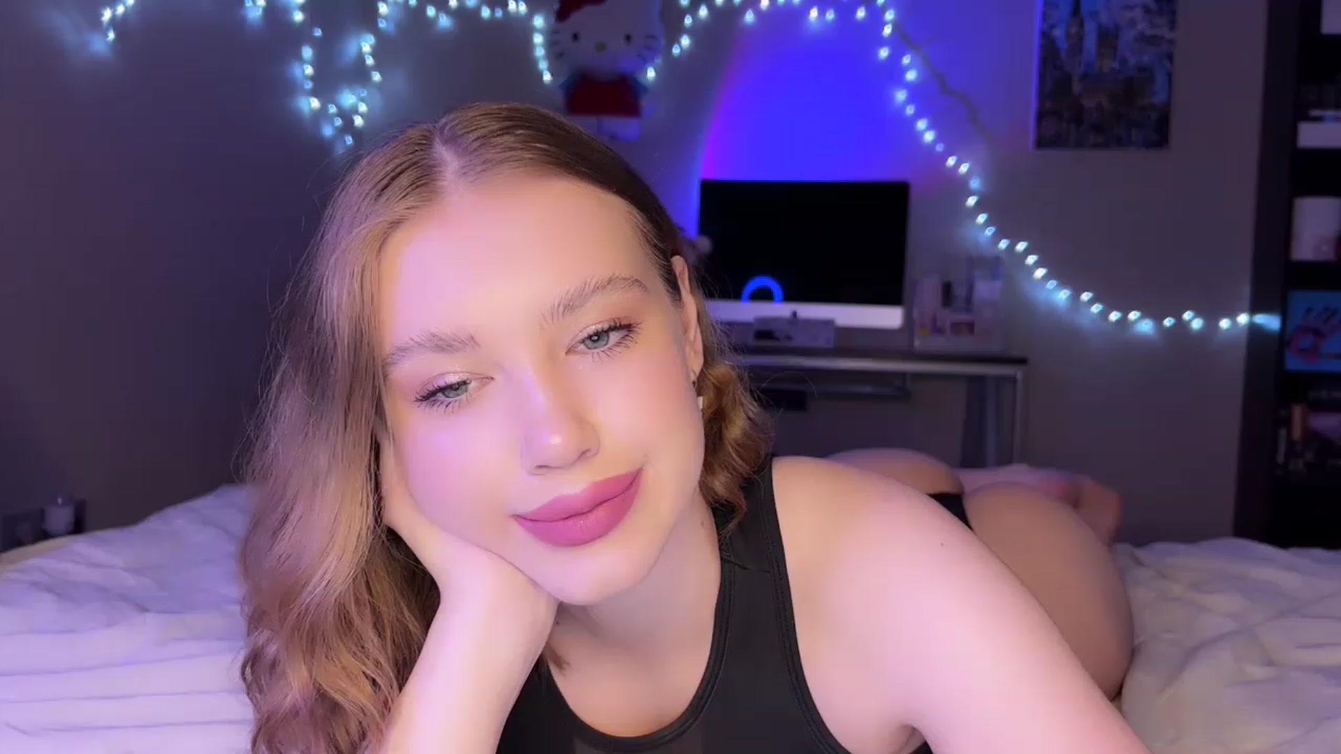 Gallery image thumbnail from Baby_Evaaa's myfreecams stream on, 03/14/2023, 20:39 image 19 of 20