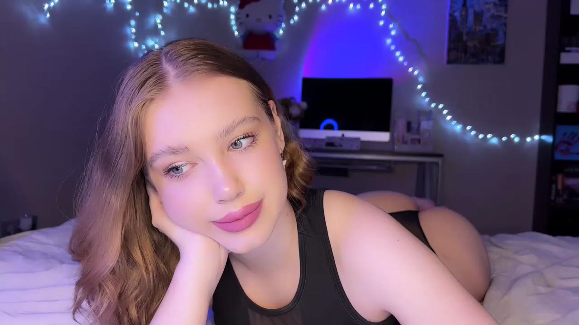 Gallery image thumbnail from Baby_Evaaa's myfreecams stream on, 03/14/2023, 20:39 image 1 of 20