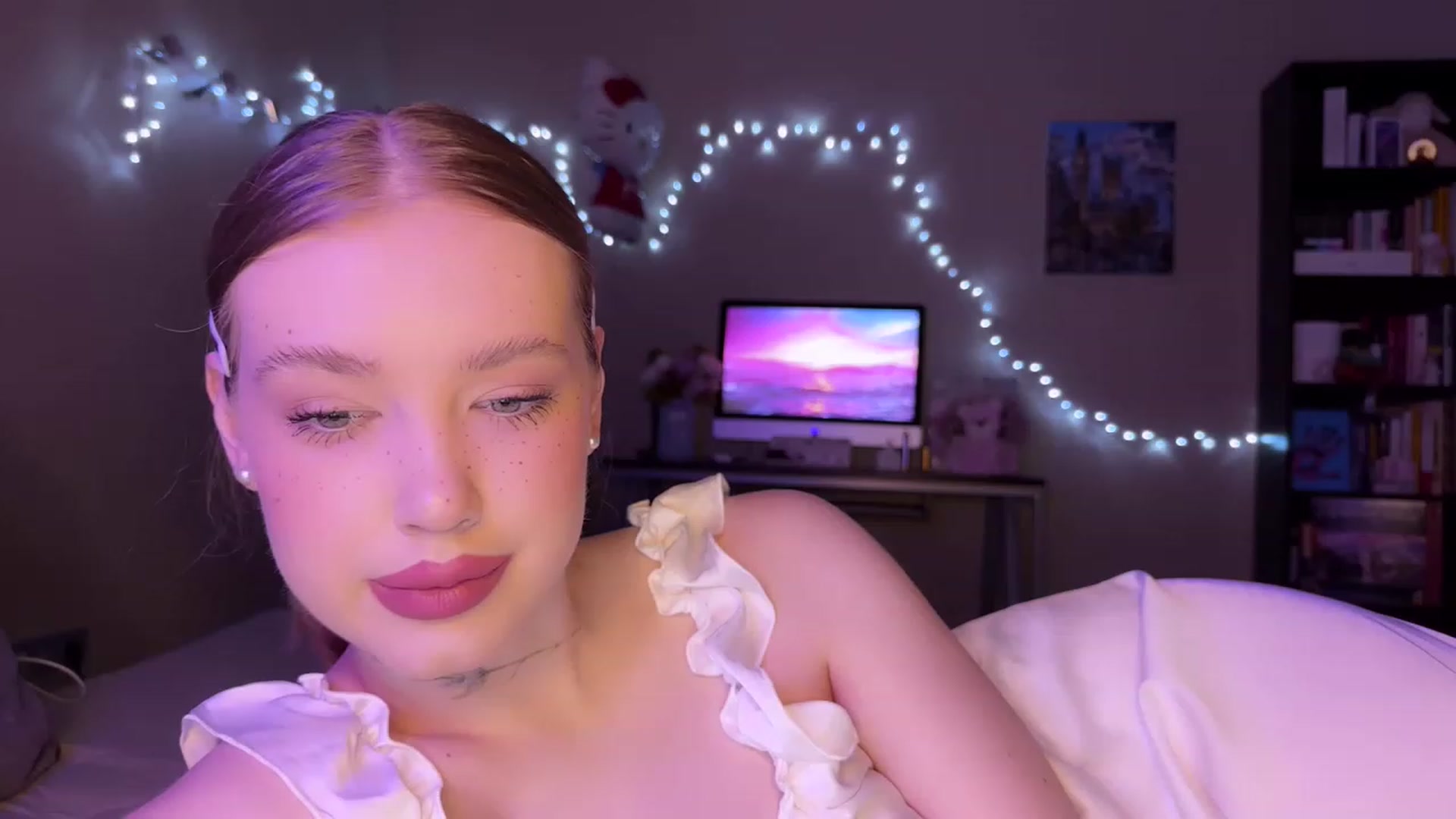 Gallery image thumbnail from Baby_Evaaa's myfreecams stream on, 03/19/2023, 18:10 image 20 of 20