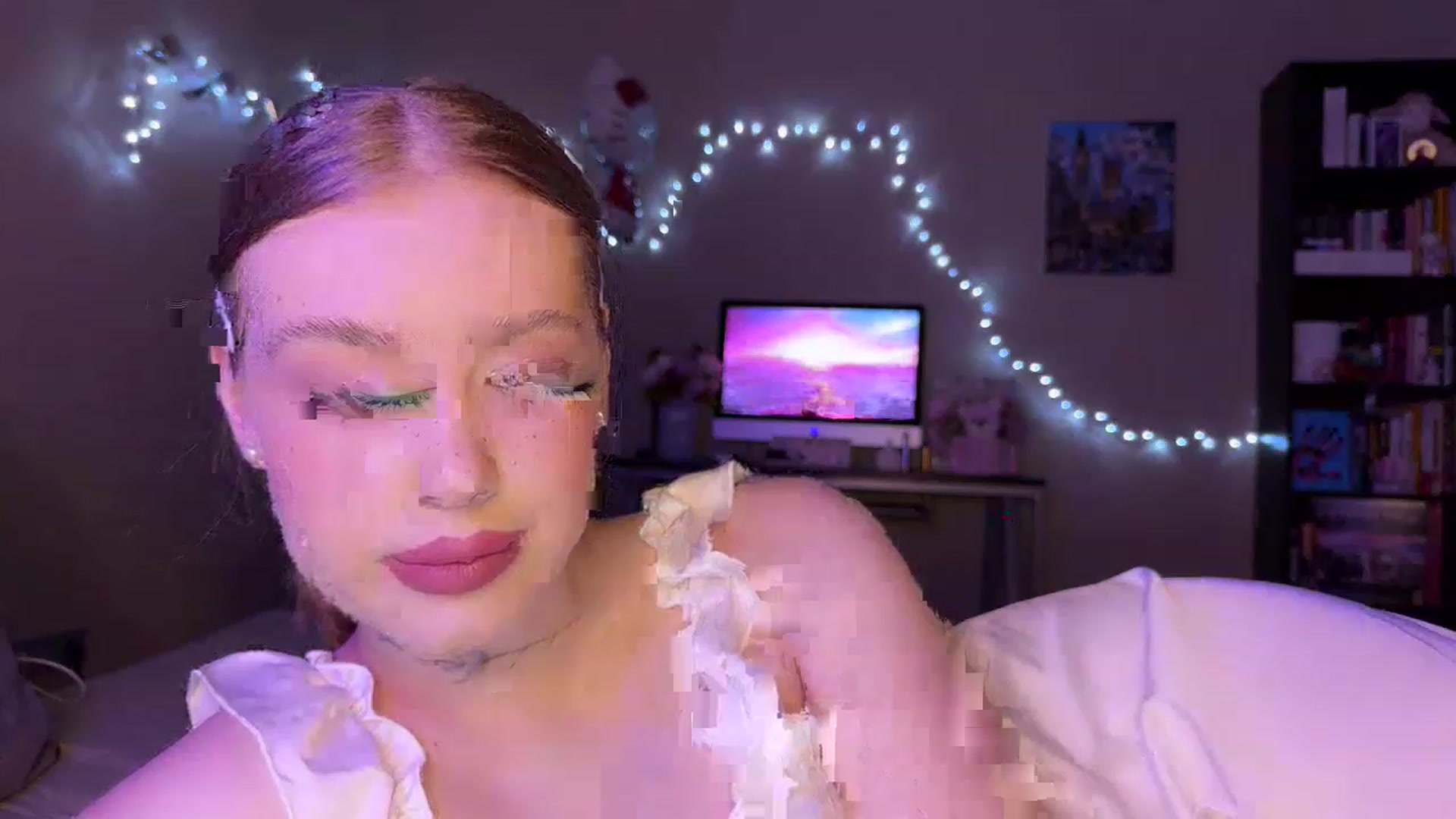 Gallery image thumbnail from Baby_Evaaa's myfreecams stream on, 03/19/2023, 18:10 image 12 of 20