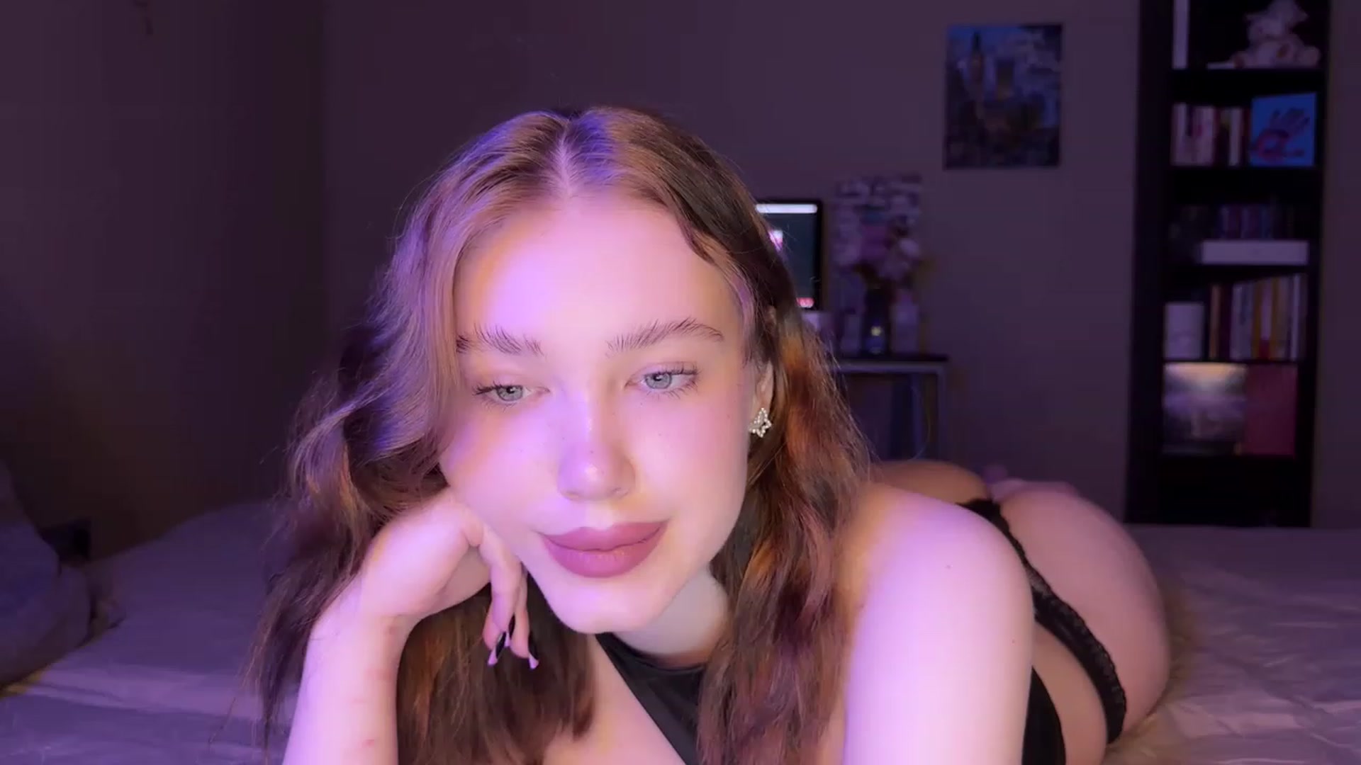 Gallery image thumbnail from Baby_Evaaa's myfreecams stream on, 05/18/2023, 07:30 image 20 of 20
