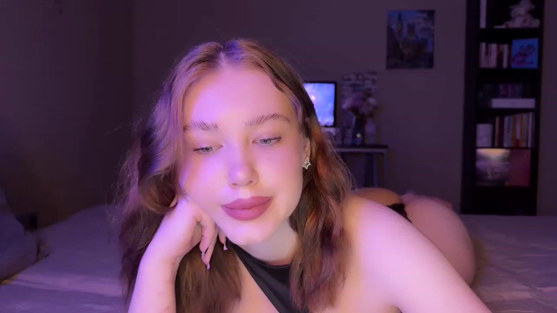 Gallery image thumbnail from Baby_Evaaa's myfreecams stream on, 05/18/2023, 07:30 image 19 of 20