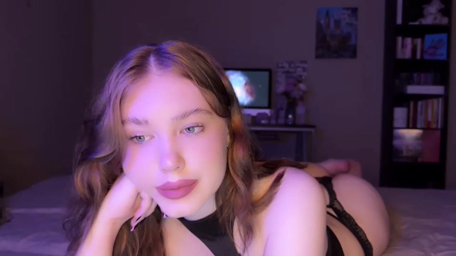 Gallery image thumbnail from Baby_Evaaa's myfreecams stream on, 05/18/2023, 08:51 image 1 of 20