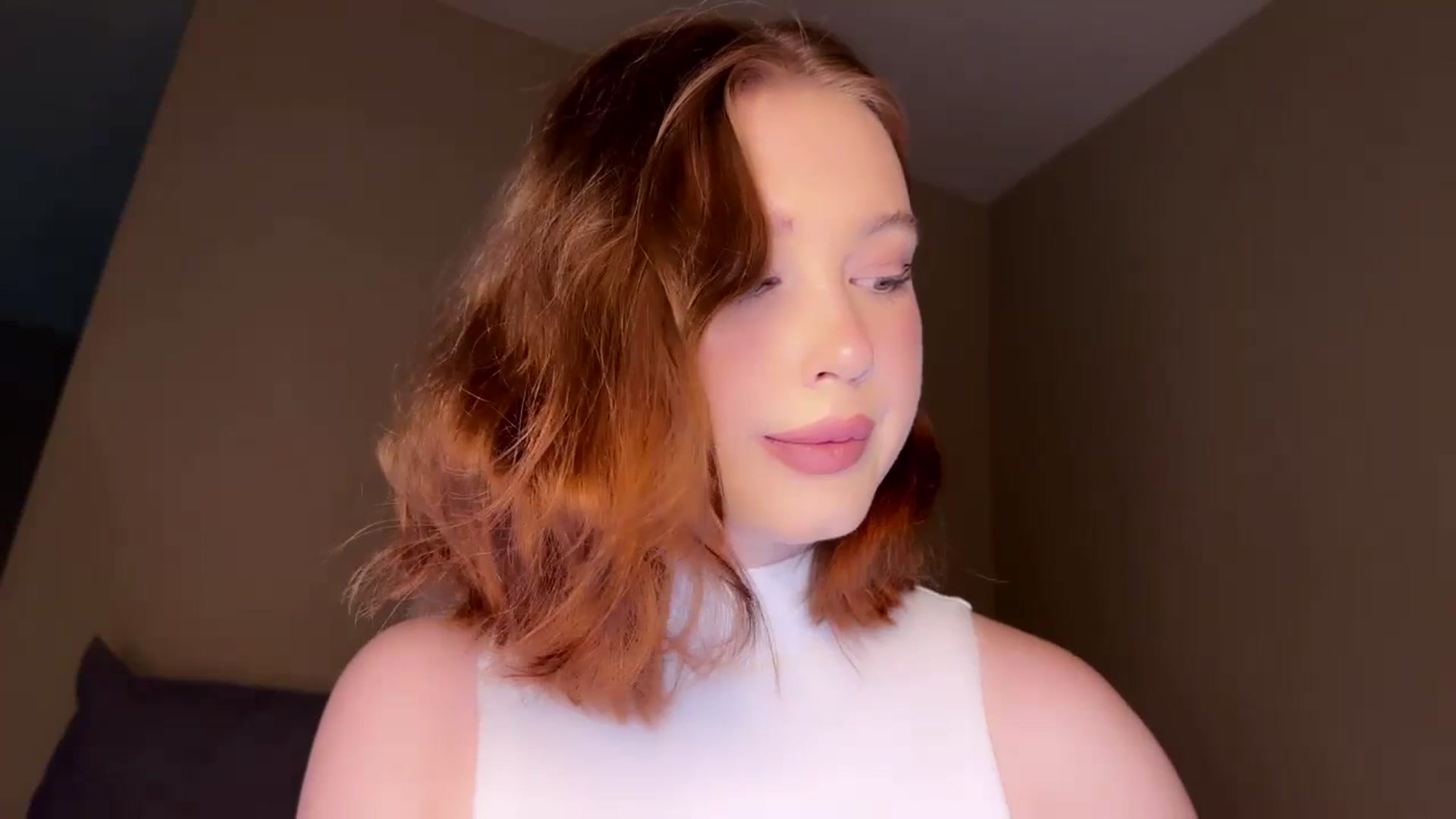 Gallery image thumbnail from Baby_Evaaa's myfreecams stream on, 07/21/2023, 12:44 image 15 of 20