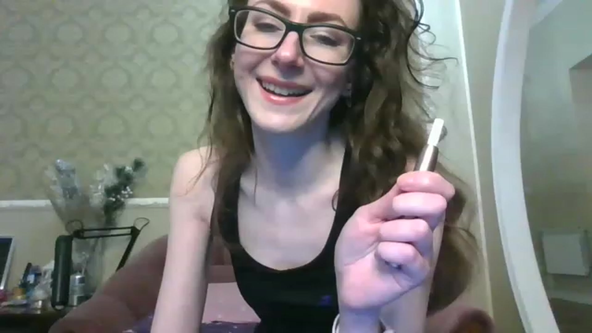 Gallery image thumbnail from Baby_Jewel's myfreecams stream on, 02/06/2023, 15:08 image 3 of 20