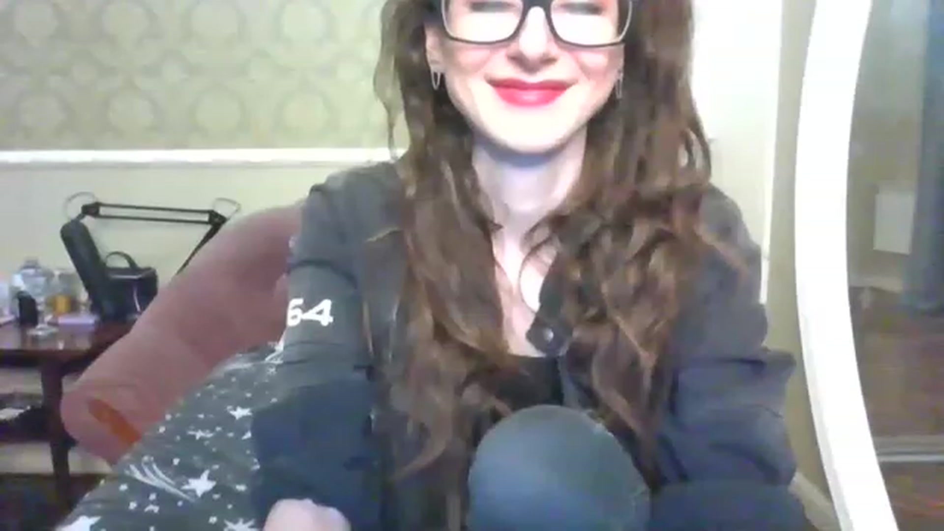 Gallery image thumbnail from Baby_Jewel's myfreecams stream on, 03/30/2023, 18:03 image 9 of 20