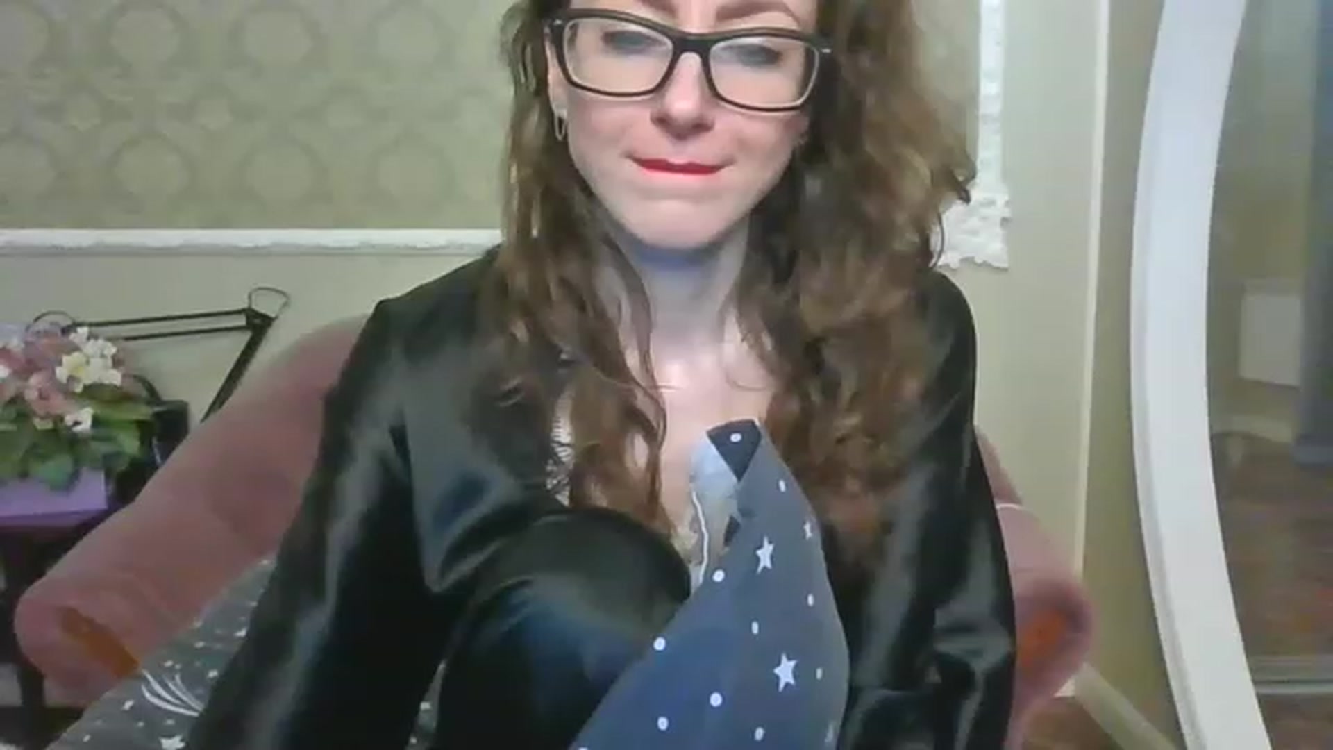Gallery image thumbnail from Baby_Jewel's myfreecams stream on, 04/10/2023, 18:02 image 6 of 20