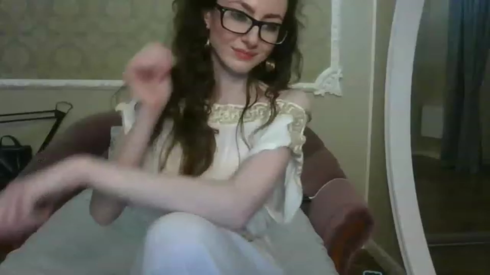 Gallery image thumbnail from Baby_Jewel's myfreecams stream on, 04/12/2023, 13:36 image 18 of 20