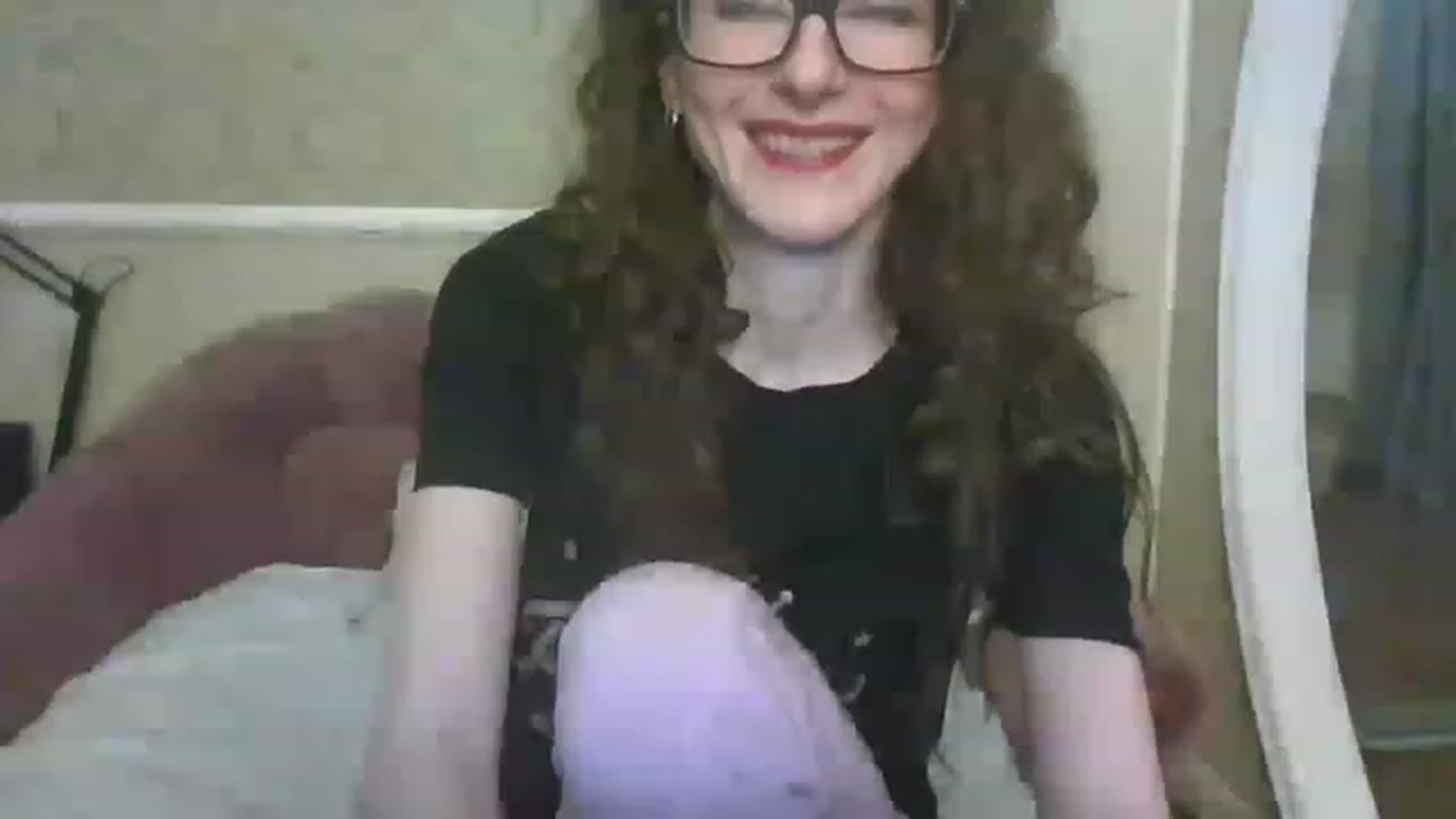 Gallery image thumbnail from Baby_Jewel's myfreecams stream on, 04/22/2023, 16:51 image 2 of 20