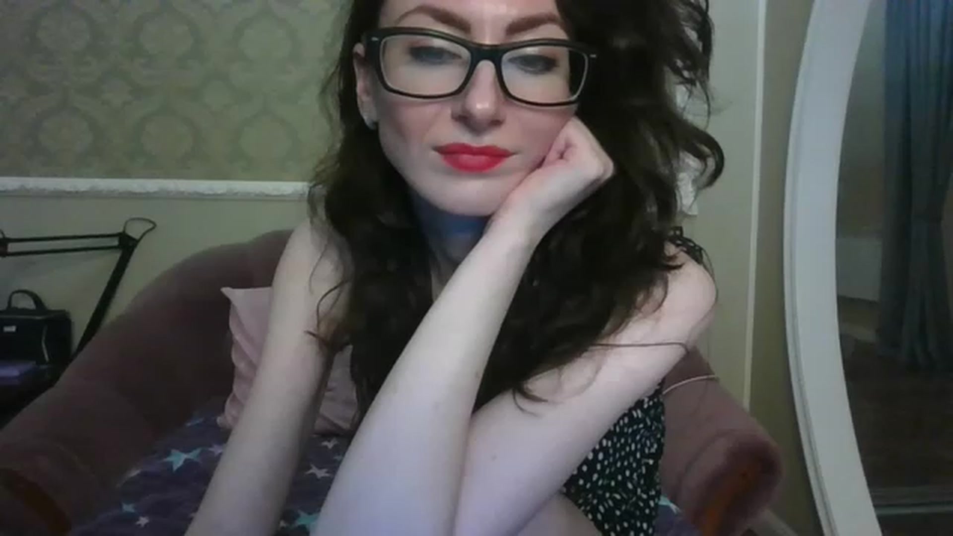 Gallery image thumbnail from Baby_Jewel's myfreecams stream on, 06/18/2023, 18:03 image 10 of 20