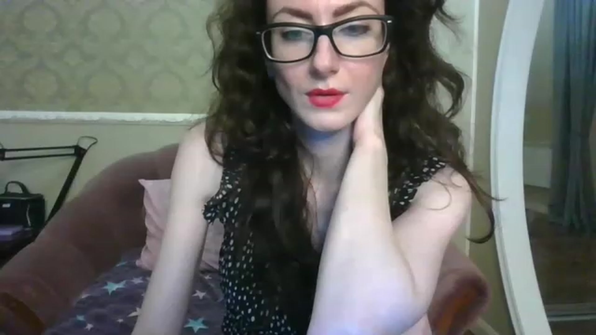 Gallery image thumbnail from Baby_Jewel's myfreecams stream on, 06/18/2023, 18:03 image 8 of 20