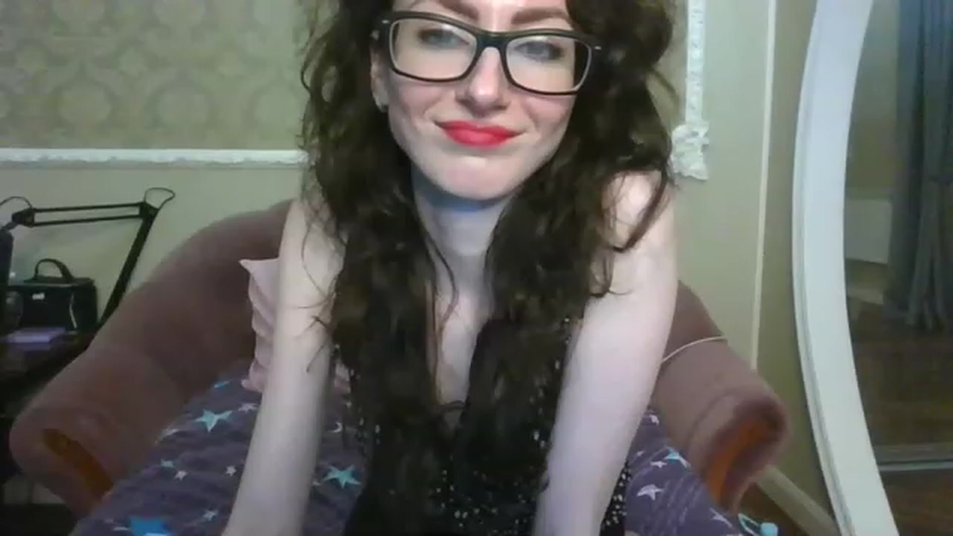 Gallery image thumbnail from Baby_Jewel's myfreecams stream on, 06/18/2023, 18:03 image 12 of 20