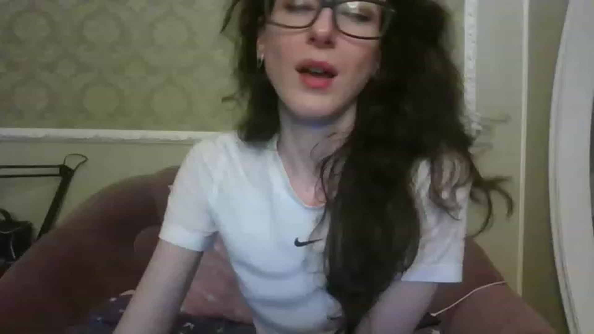 Gallery image thumbnail from Baby_Jewel's myfreecams stream on, 06/26/2023, 18:01 image 17 of 20