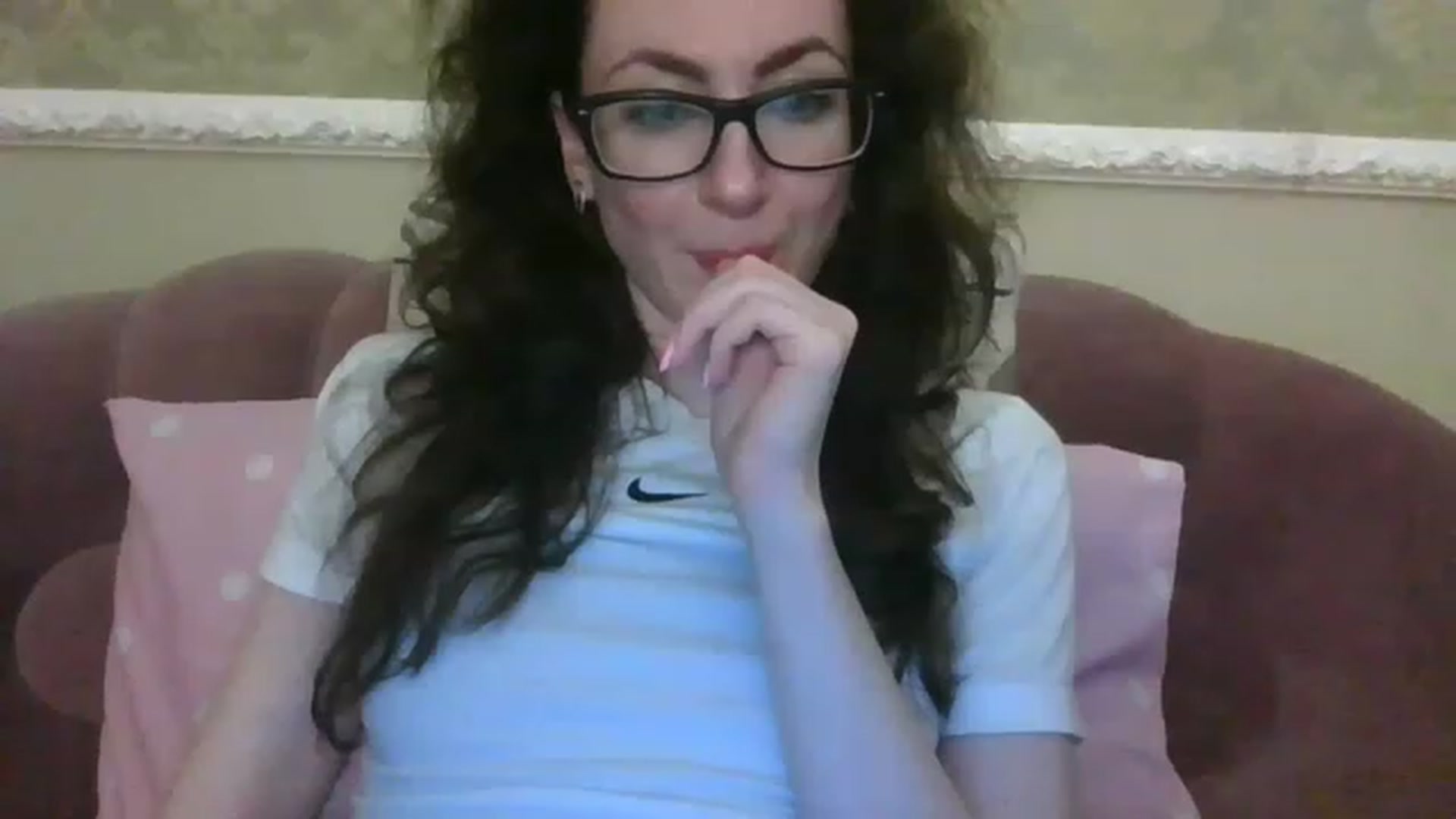 Gallery image thumbnail from Baby_Jewel's myfreecams stream on, 06/26/2023, 18:01 image 3 of 20