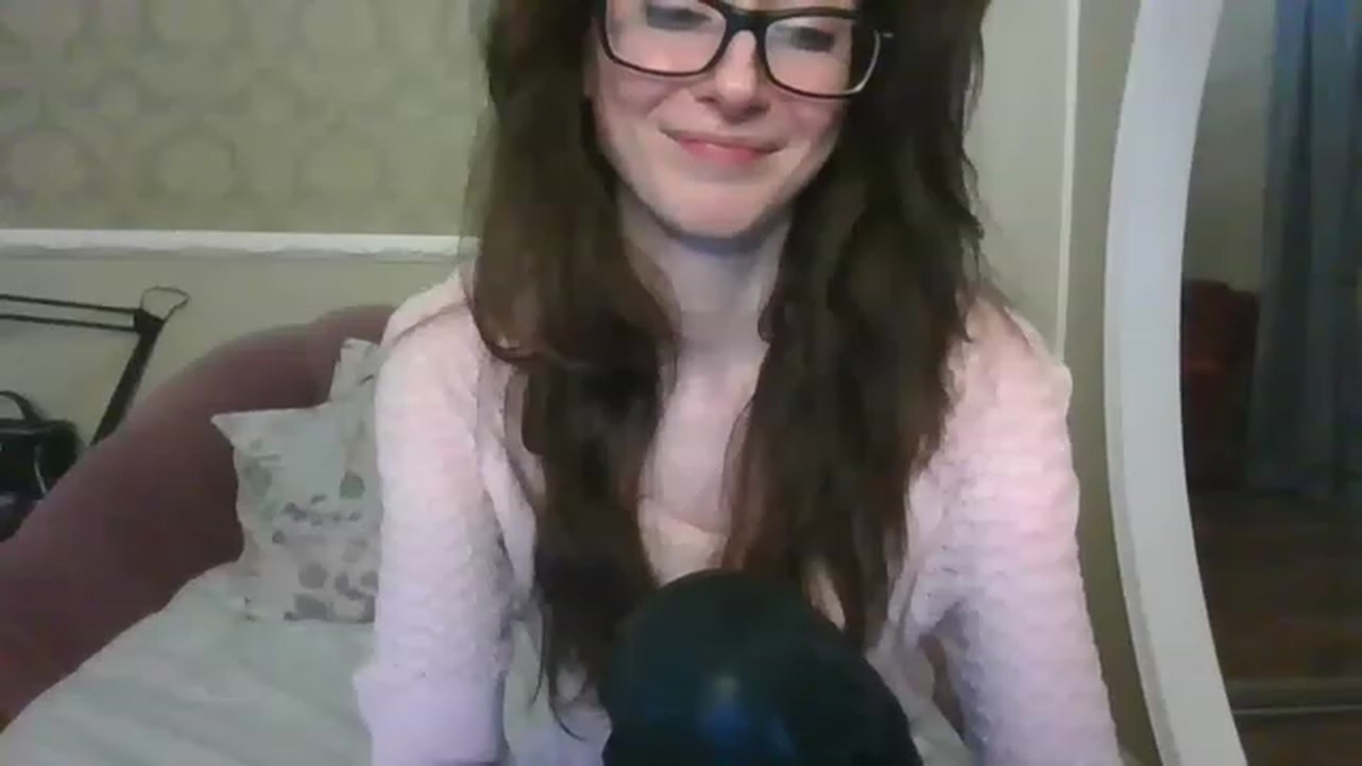 Gallery image thumbnail from Baby_Jewel's myfreecams stream on, 07/16/2023, 15:47 image 10 of 20