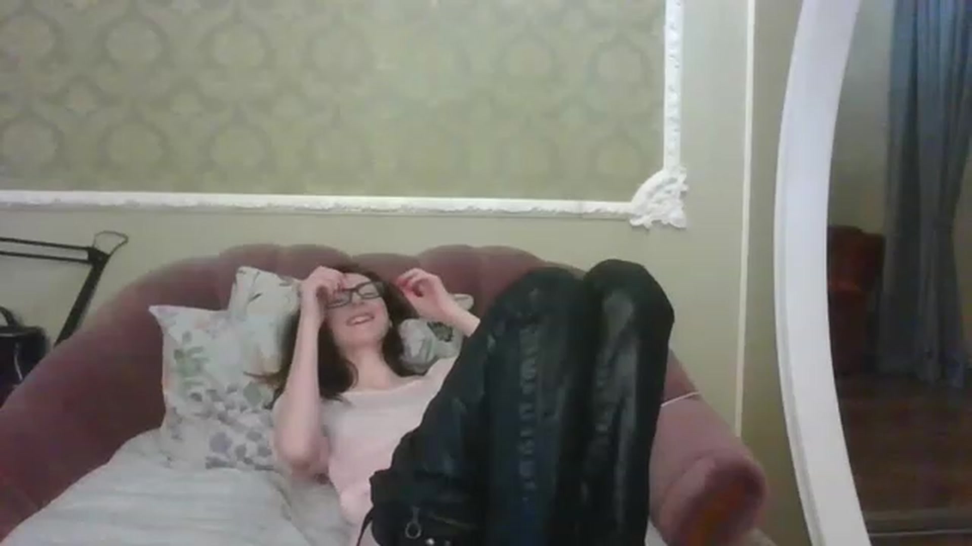 Gallery image thumbnail from Baby_Jewel's myfreecams stream on, 07/16/2023, 15:47 image 13 of 20