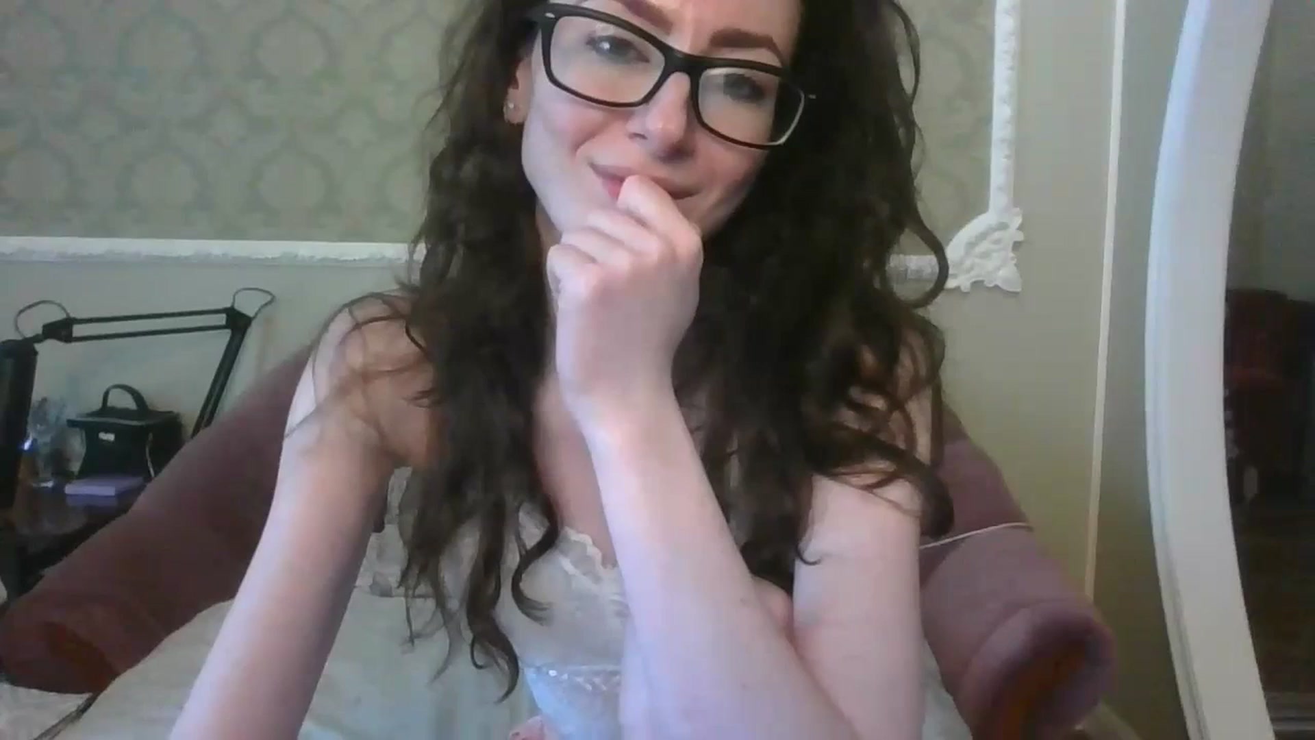 Gallery image thumbnail from Baby_Jewel's myfreecams stream on, 07/17/2023, 14:37 image 1 of 20