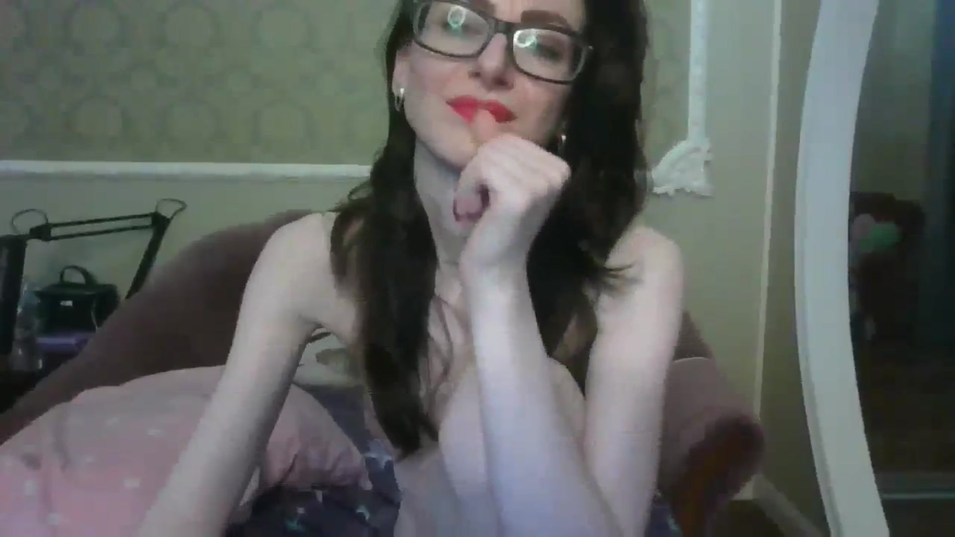 Gallery image thumbnail from Baby_Jewel's myfreecams stream on, 08/06/2023, 14:34 image 17 of 20