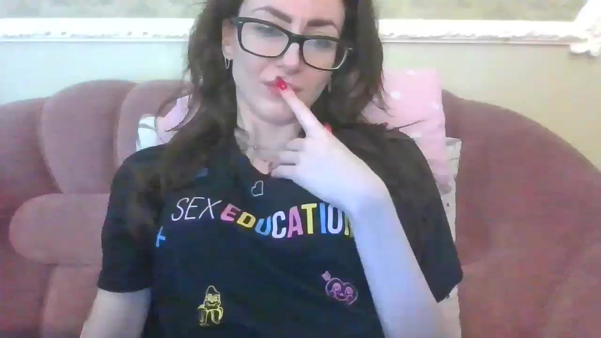 Gallery image thumbnail from Baby_Jewel's myfreecams stream on, 08/16/2023, 12:49 image 3 of 20