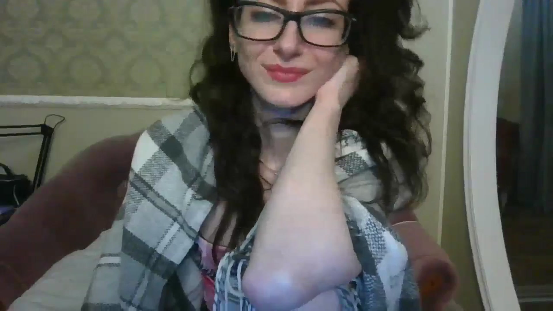 Gallery image thumbnail from Baby_Jewel's myfreecams stream on, 11/18/2023, 18:59 image 4 of 20