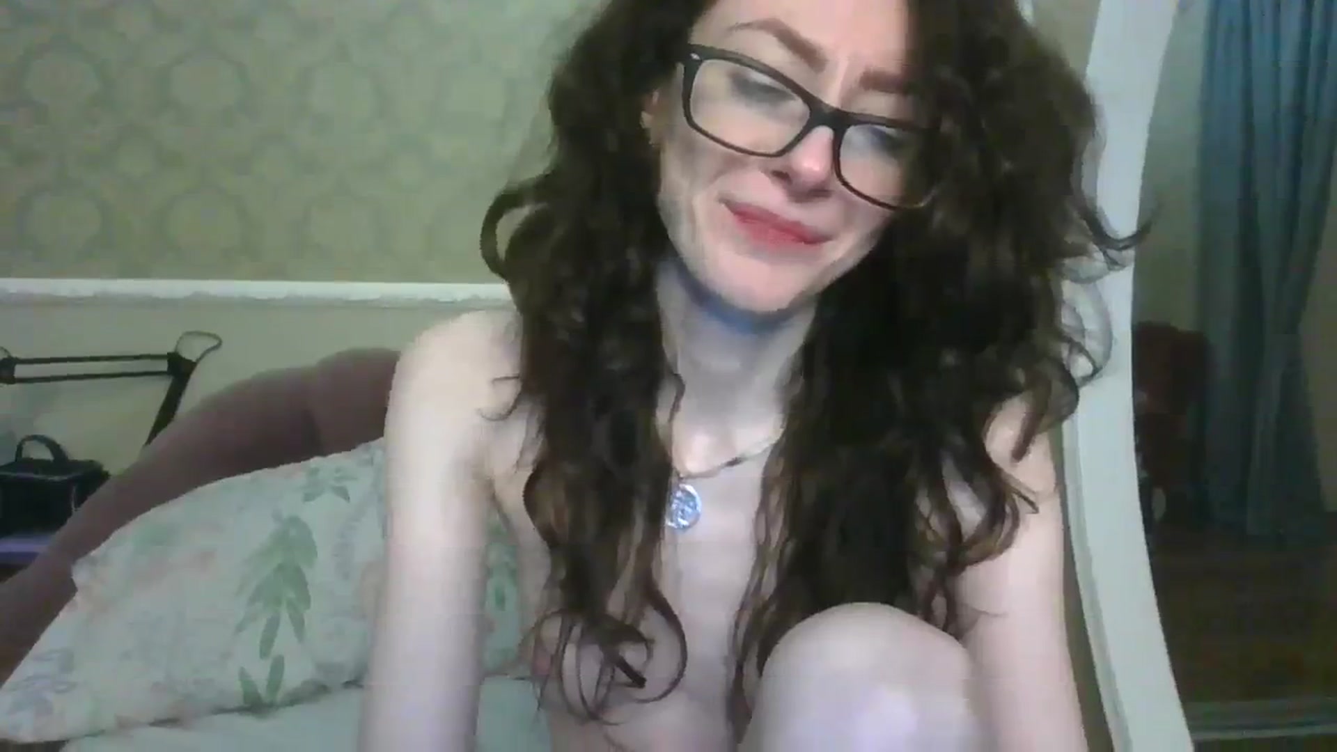 Gallery image thumbnail from Baby_Jewel's myfreecams stream on, 12/04/2023, 15:37 image 16 of 20